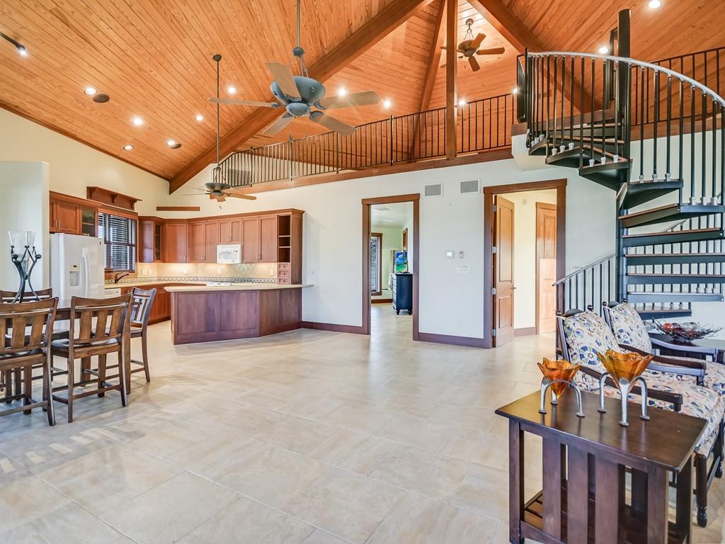 1584 County Road 226 Rd, Giddings, TX 78942