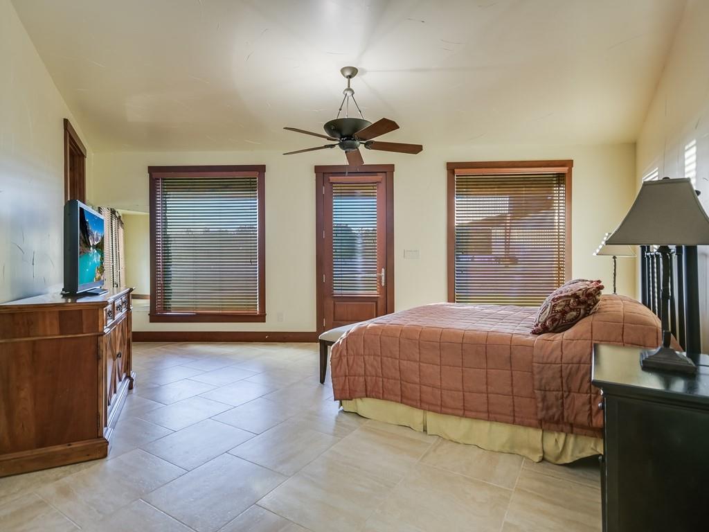 1584 County Road 226 Rd, Giddings, TX 78942