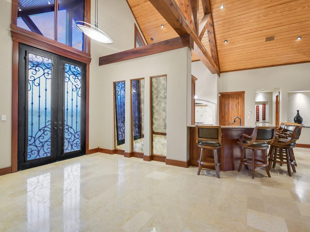 1584 County Road 226 Rd, Giddings, TX 78942