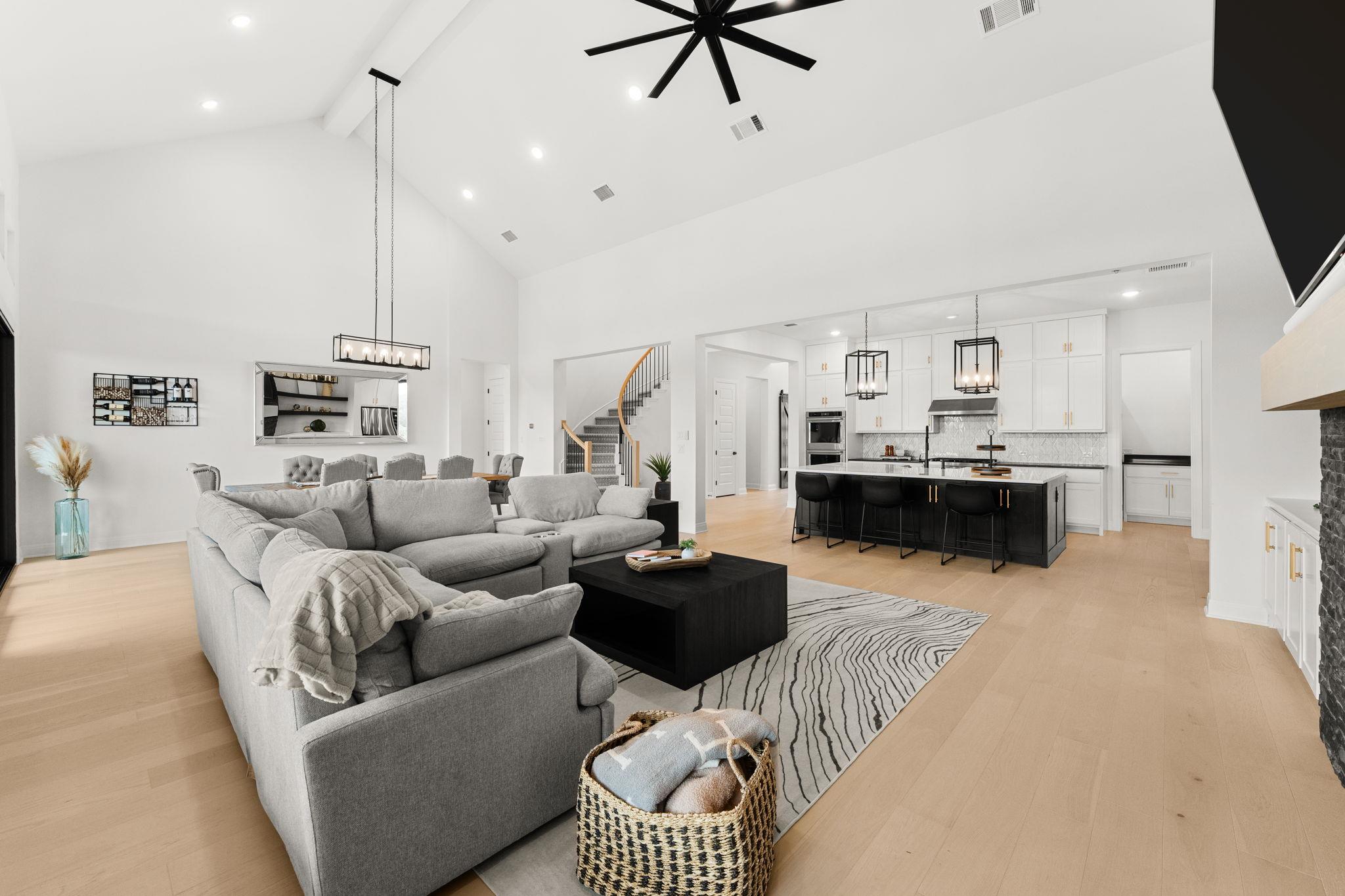 17020 Sanglier Dr, Austin, TX 78738