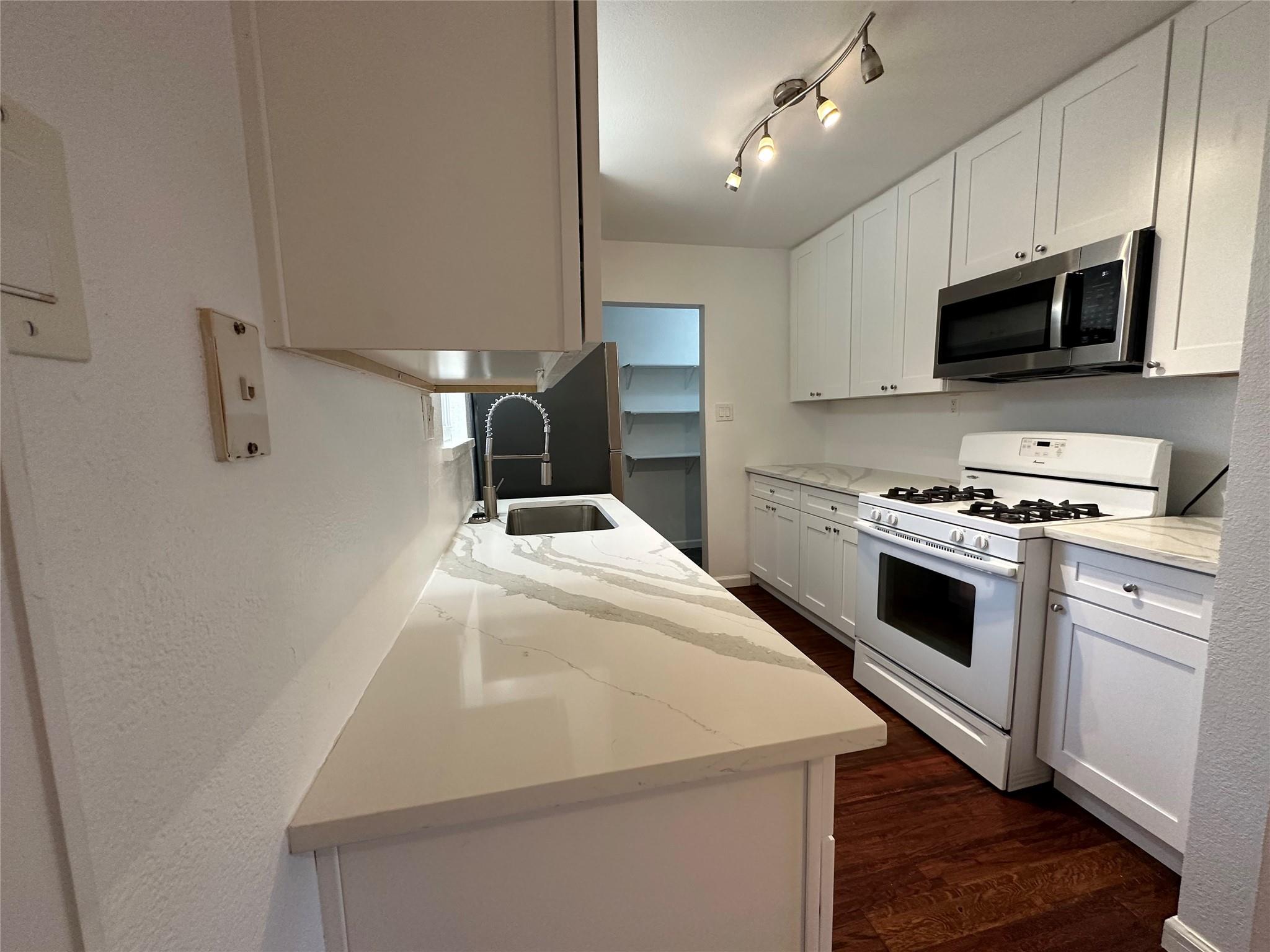 5346 Westminster Dr, Austin, TX 78723