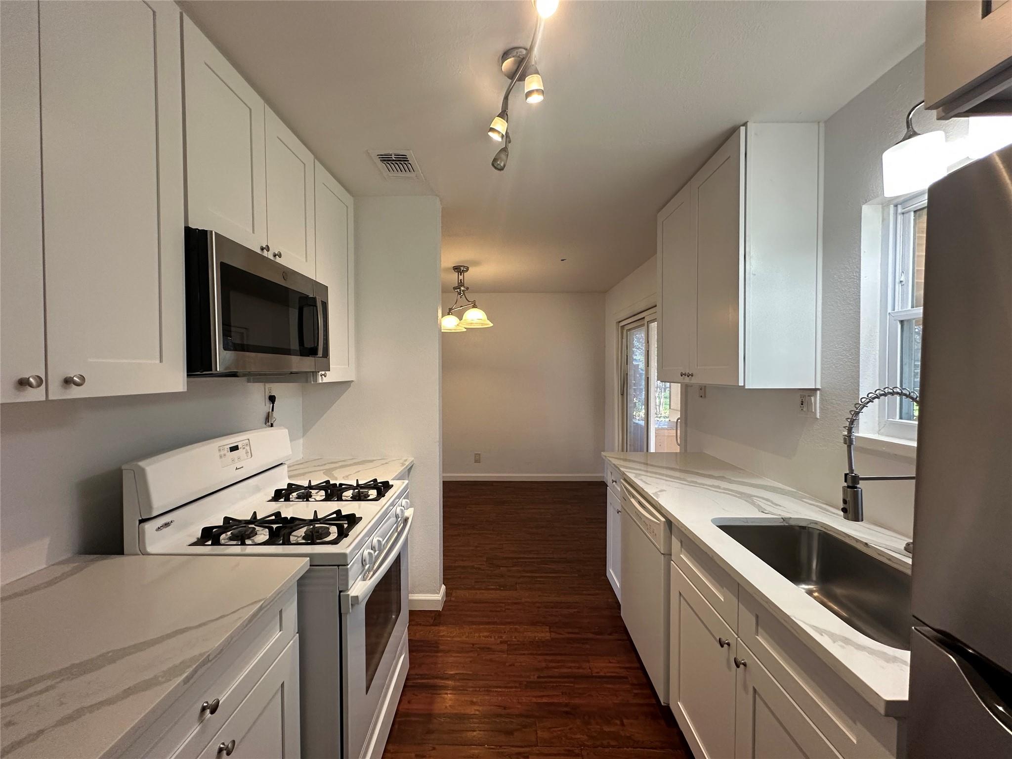 5346 Westminster Dr, Austin, TX 78723