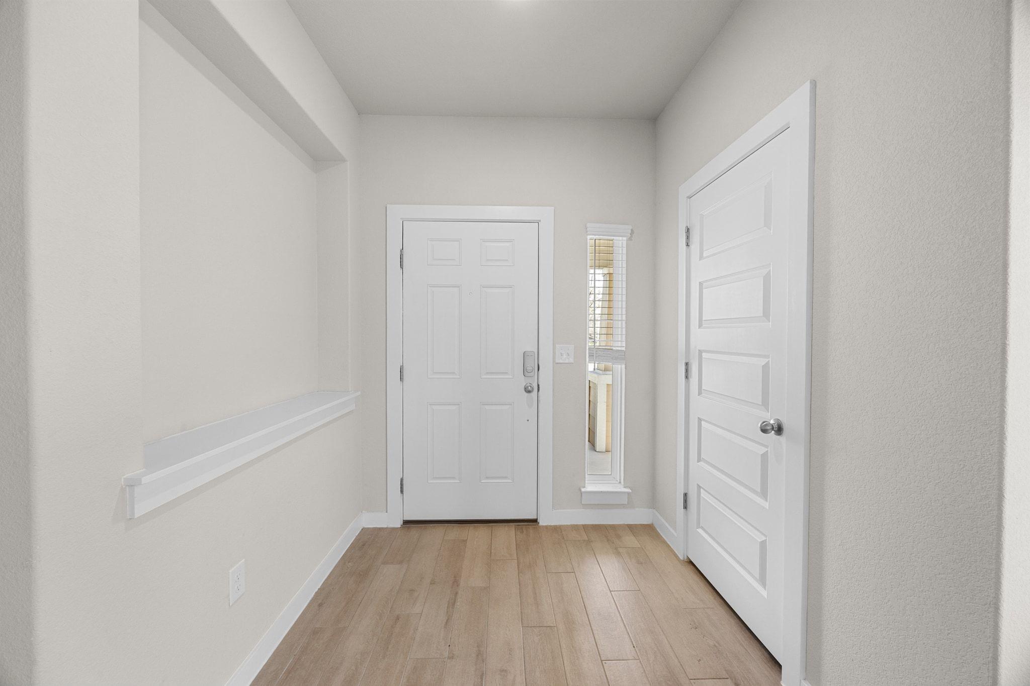 137 Appleberry Ln, Elgin, TX 78621