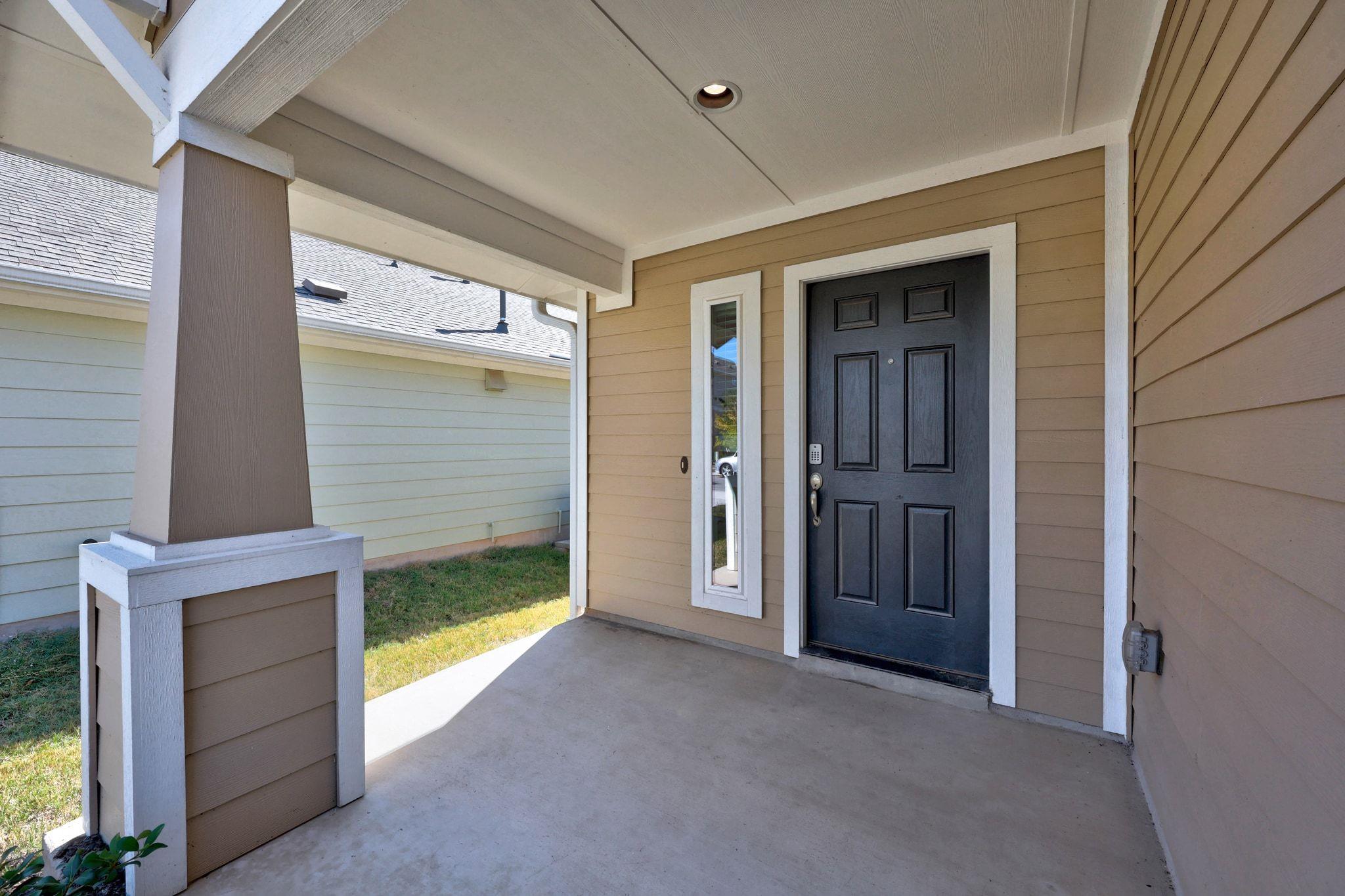 137 Appleberry Ln, Elgin, TX 78621