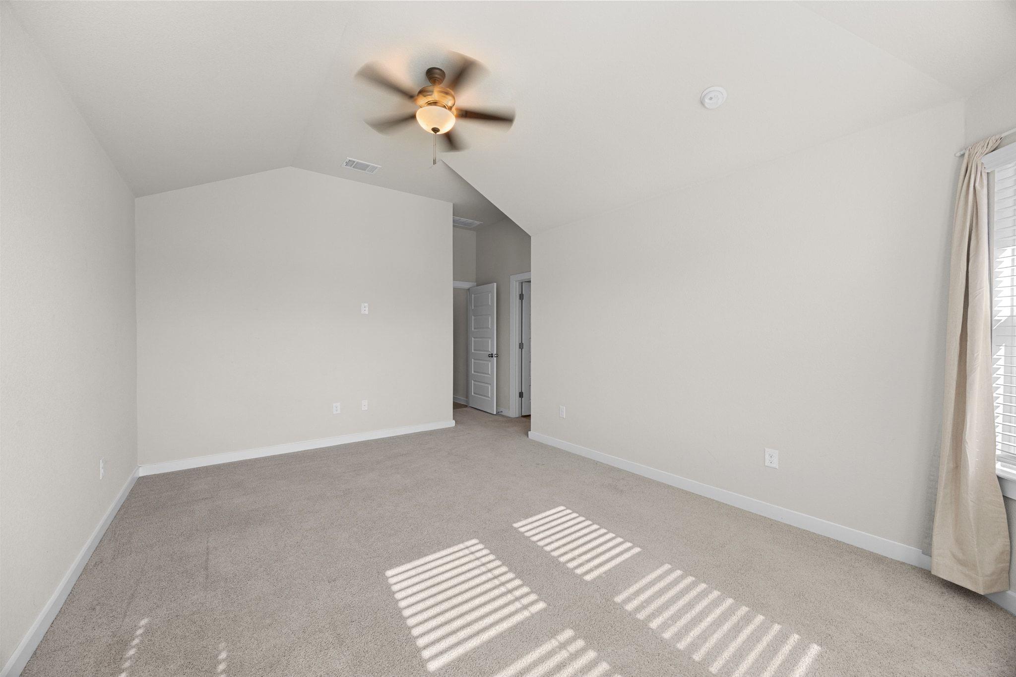 137 Appleberry Ln, Elgin, TX 78621