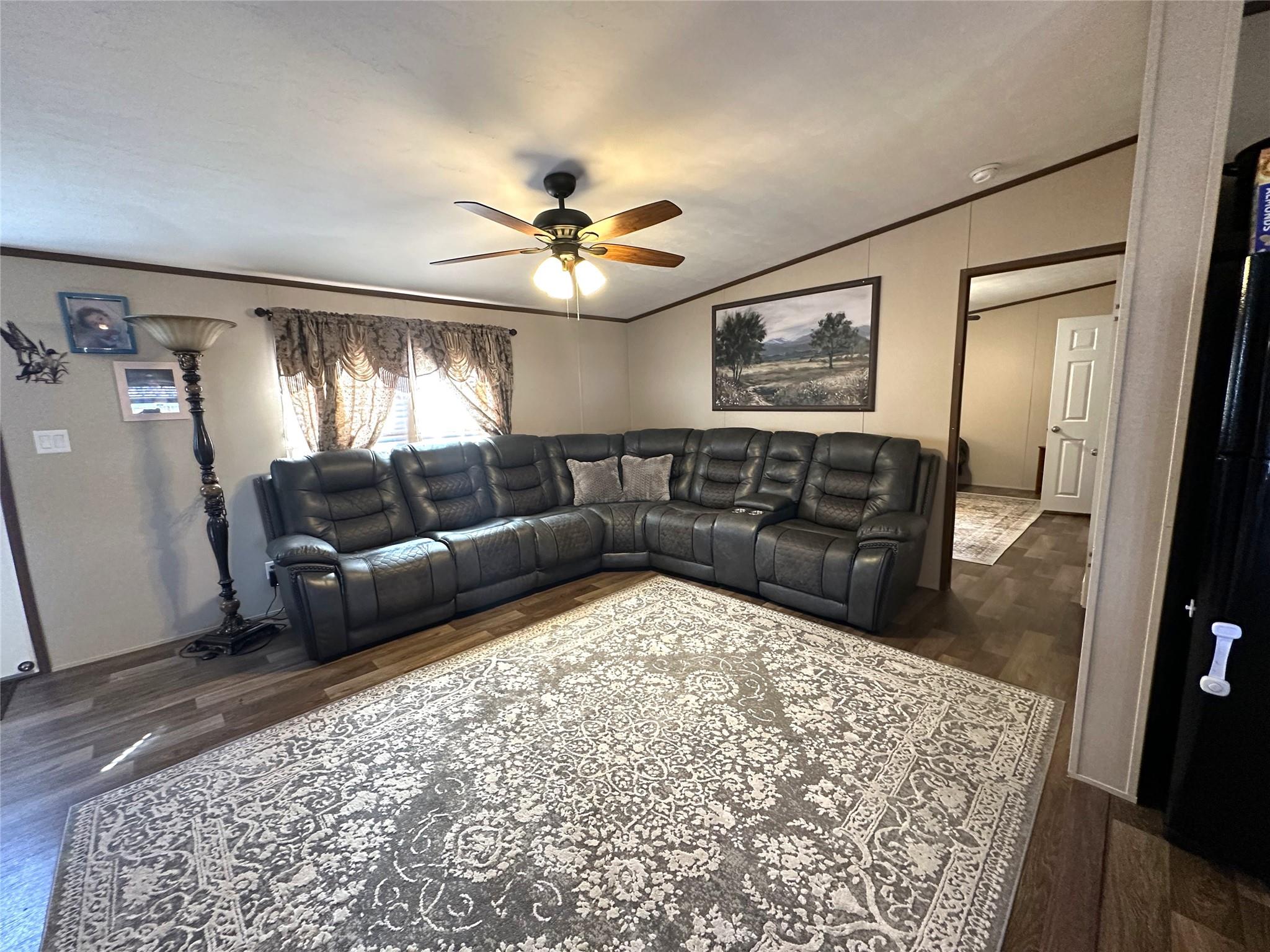 717 East LaFayette St, La Grange, TX 78945