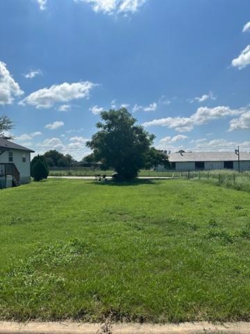 1505 School St, Gonzales, TX 78629