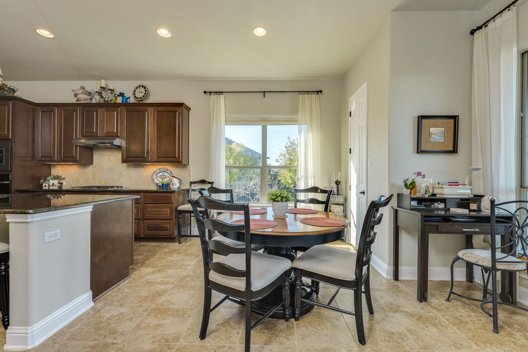 306 Tavish Trl, Austin, TX 78738