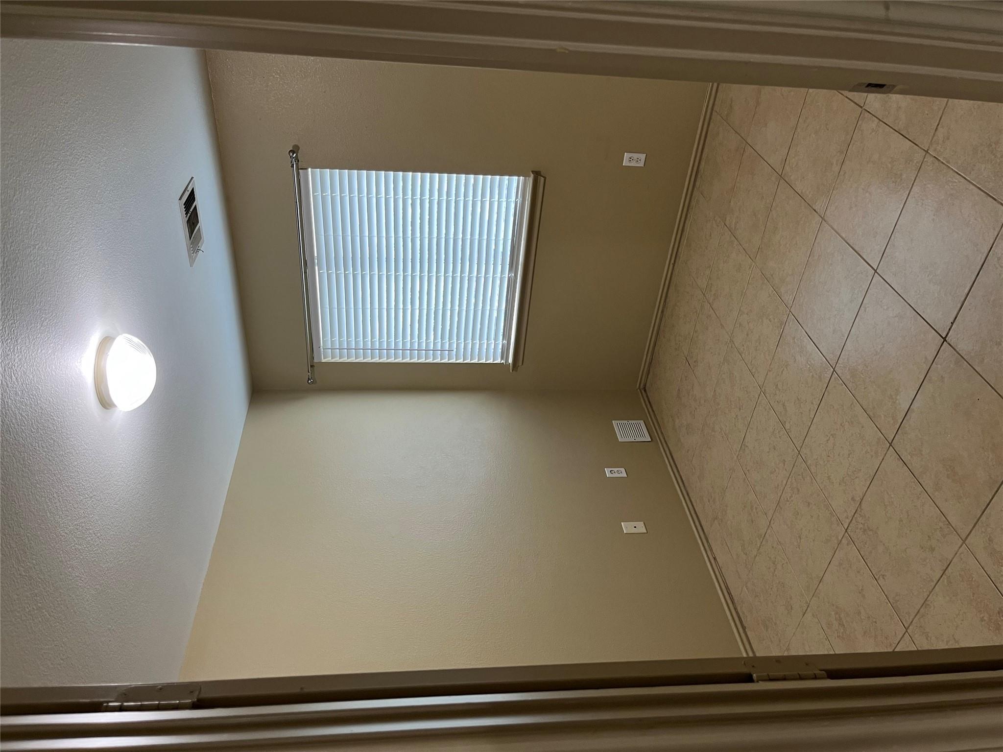 317 Tudor House Rd, Pflugerville, TX 78660