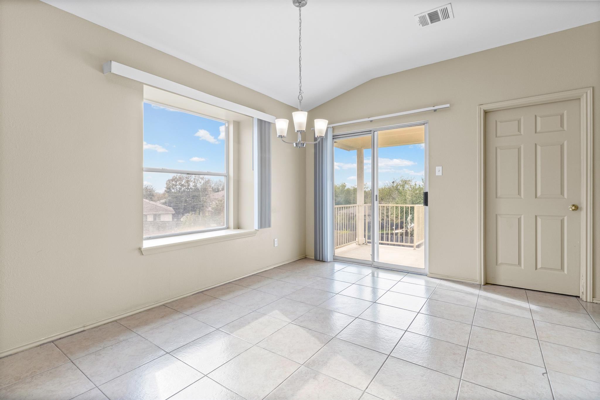 317 Tudor House Rd, Pflugerville, TX 78660