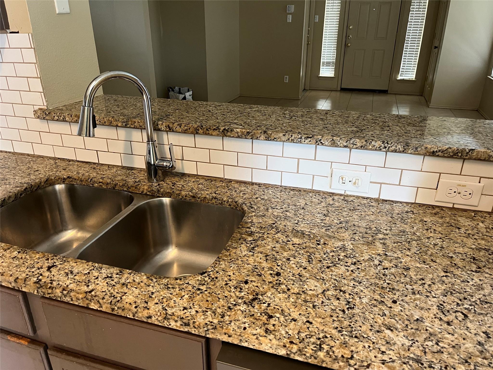 317 Tudor House Rd, Pflugerville, TX 78660