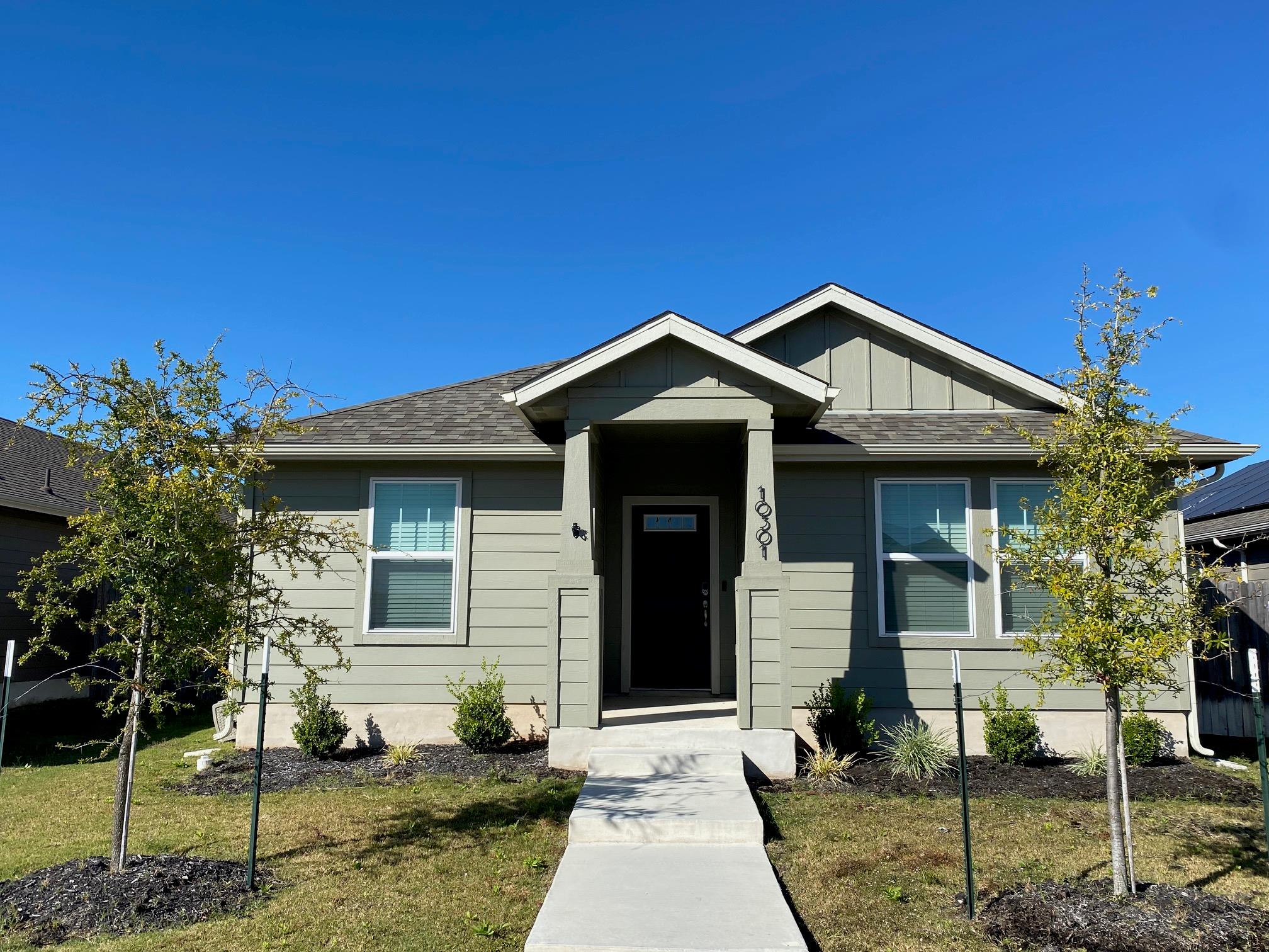 10301 Mager Ln, Hutto, TX 78634