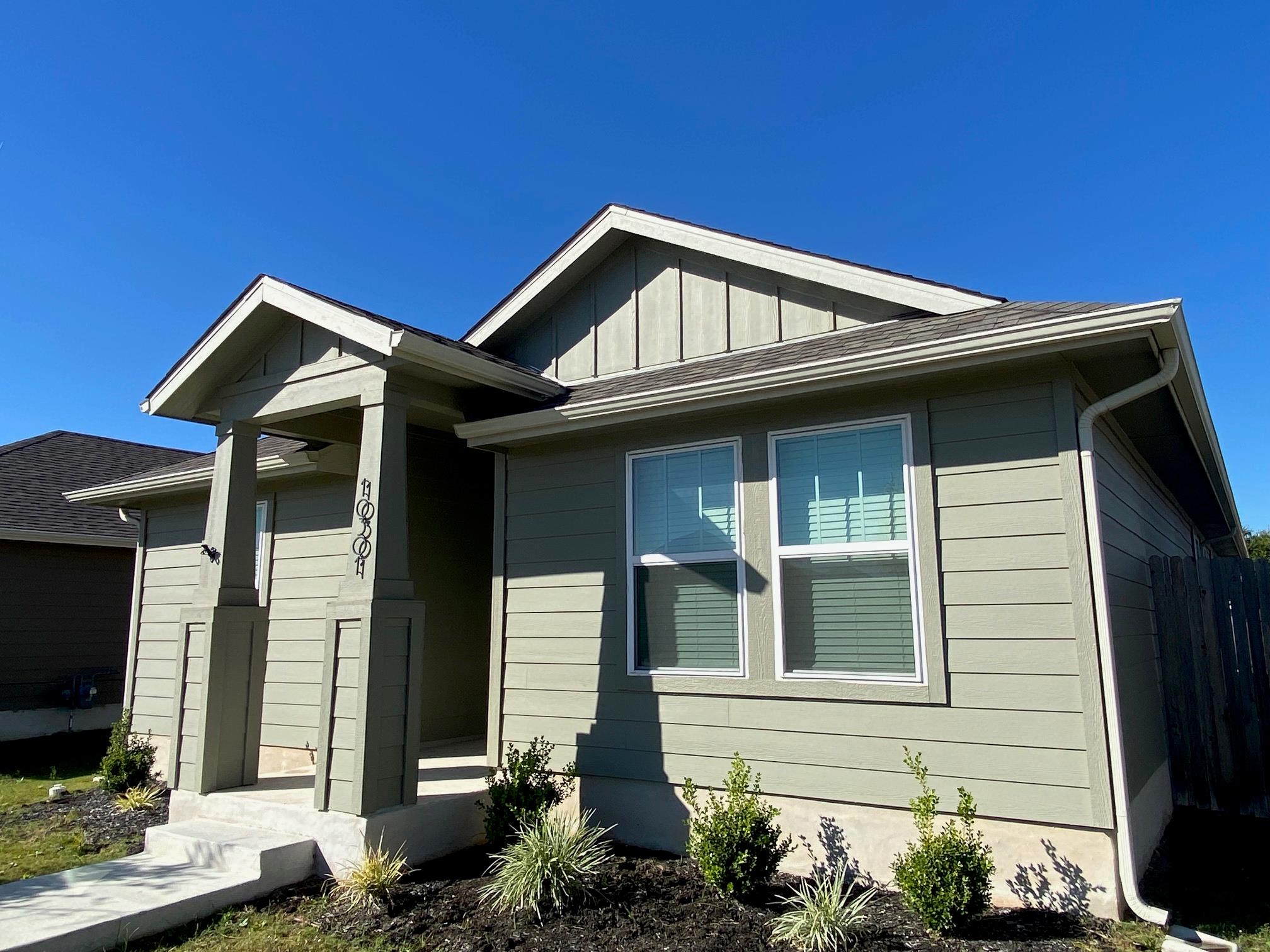 10301 Mager Ln, Hutto, TX 78634