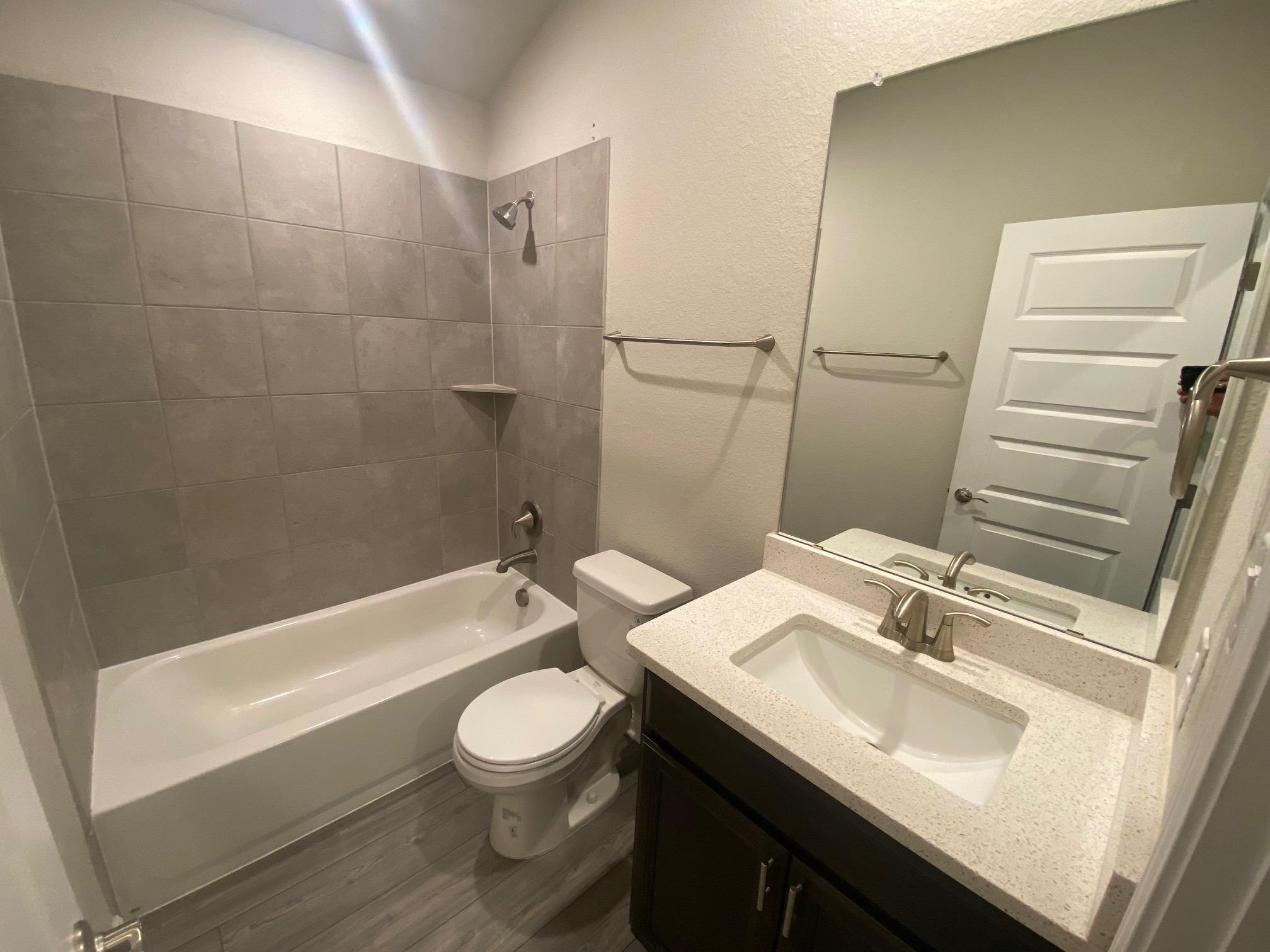 10301 Mager Ln, Hutto, TX 78634