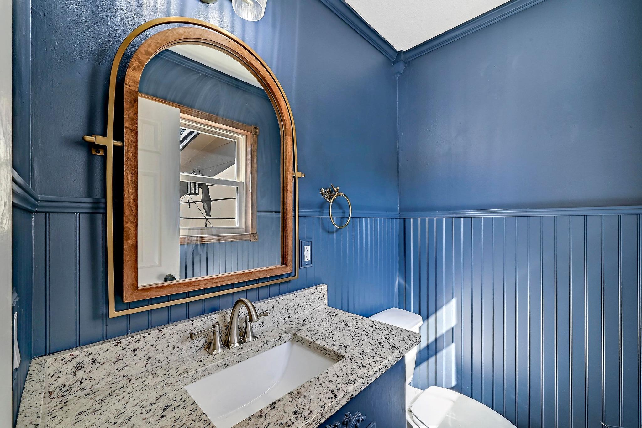 551 N Grange St, Bertram, TX 78605