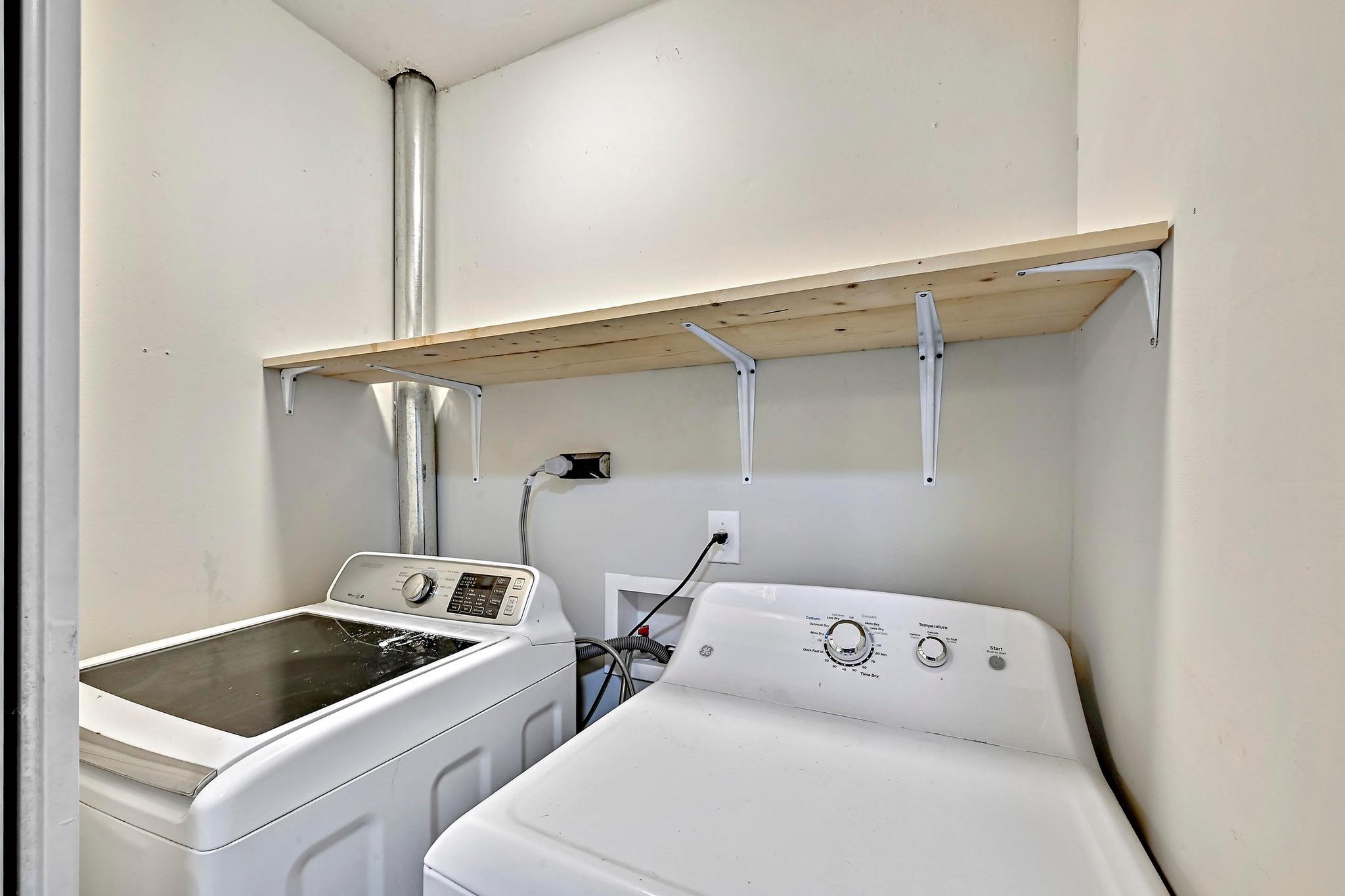 551 N Grange St, Bertram, TX 78605