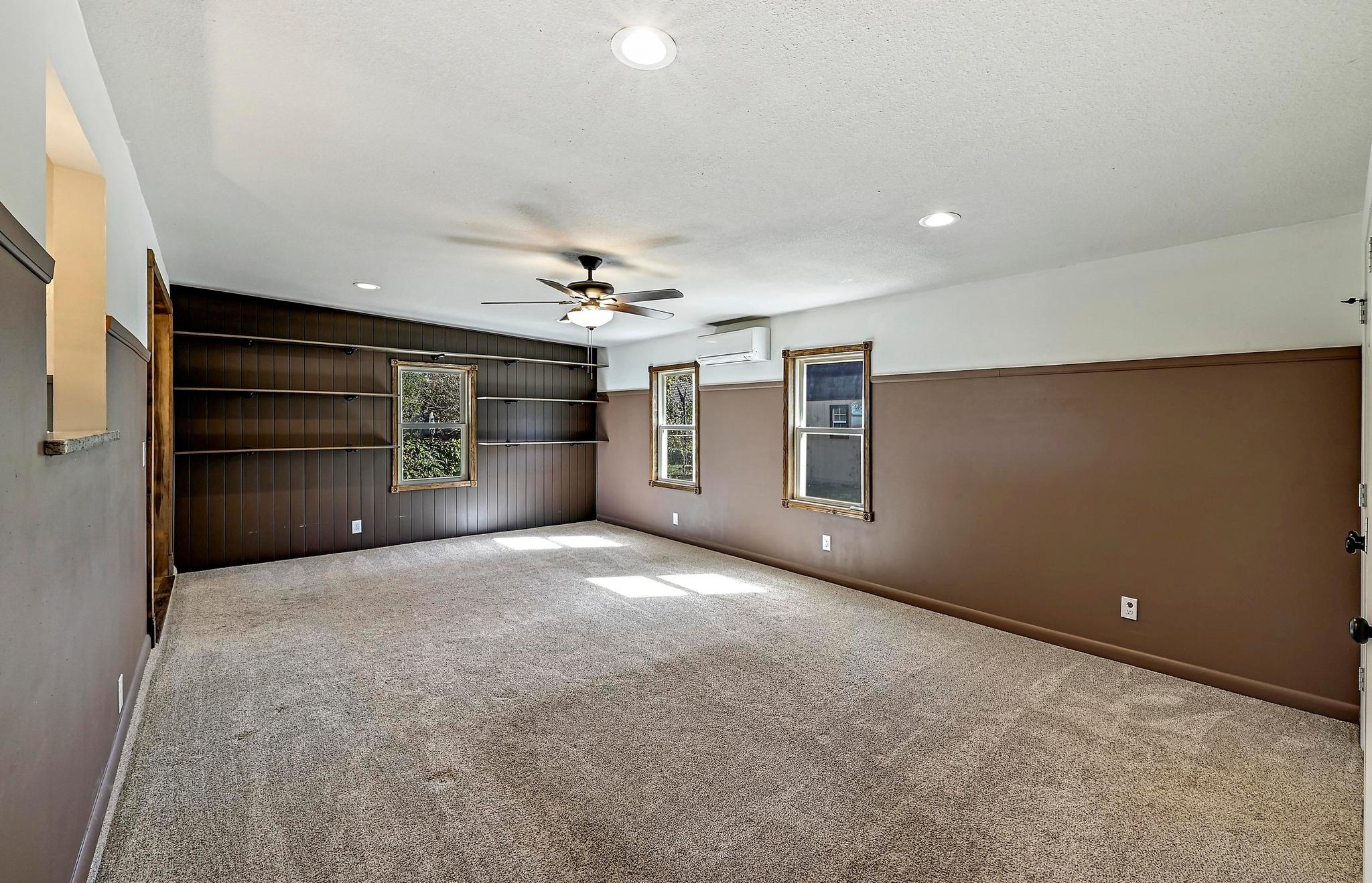 551 N Grange St, Bertram, TX 78605