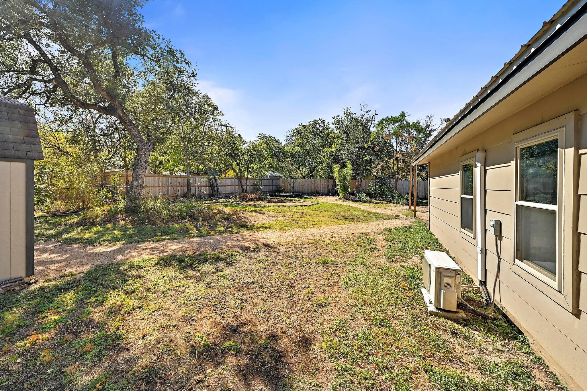 551 N Grange St, Bertram, TX 78605