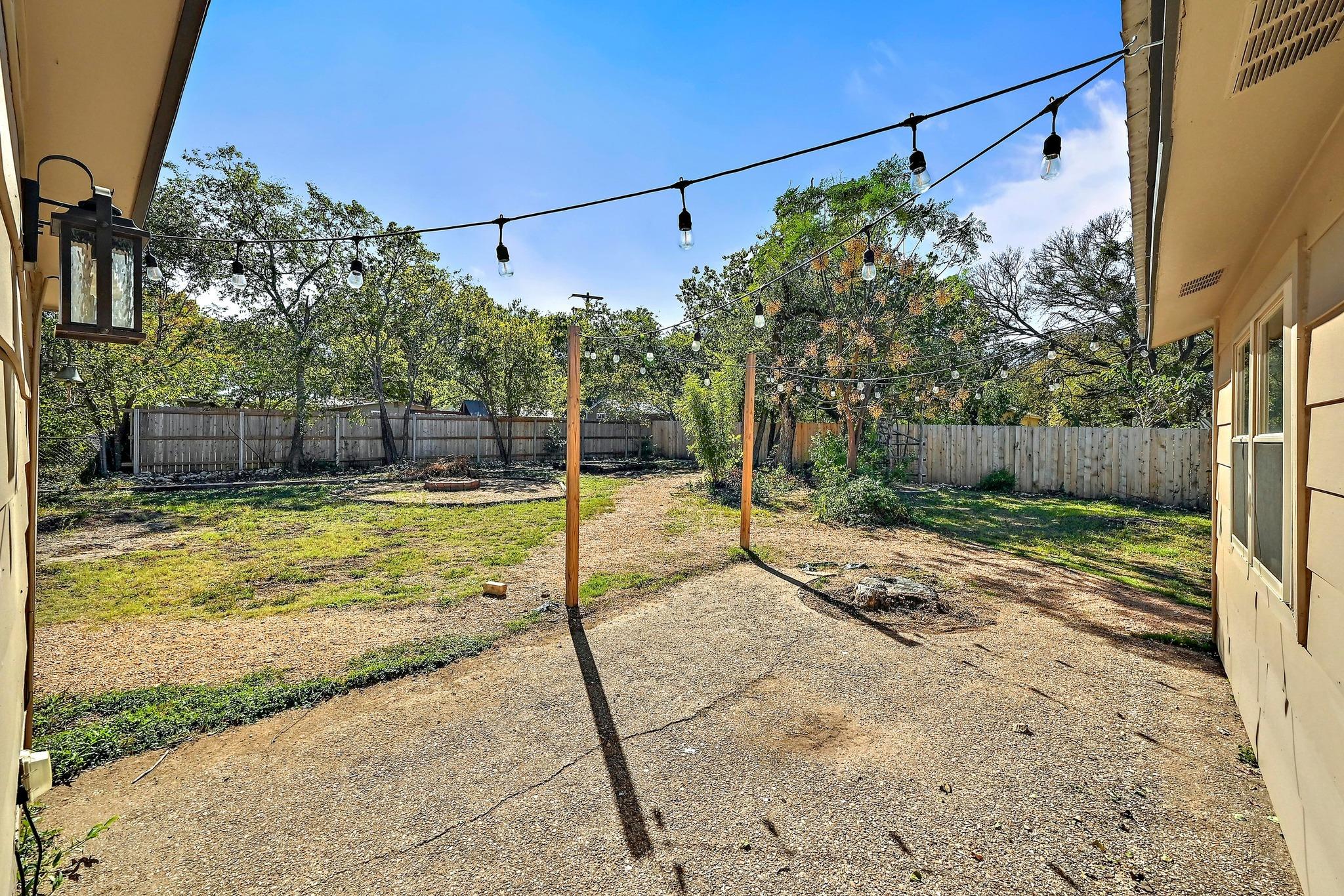 551 N Grange St, Bertram, TX 78605