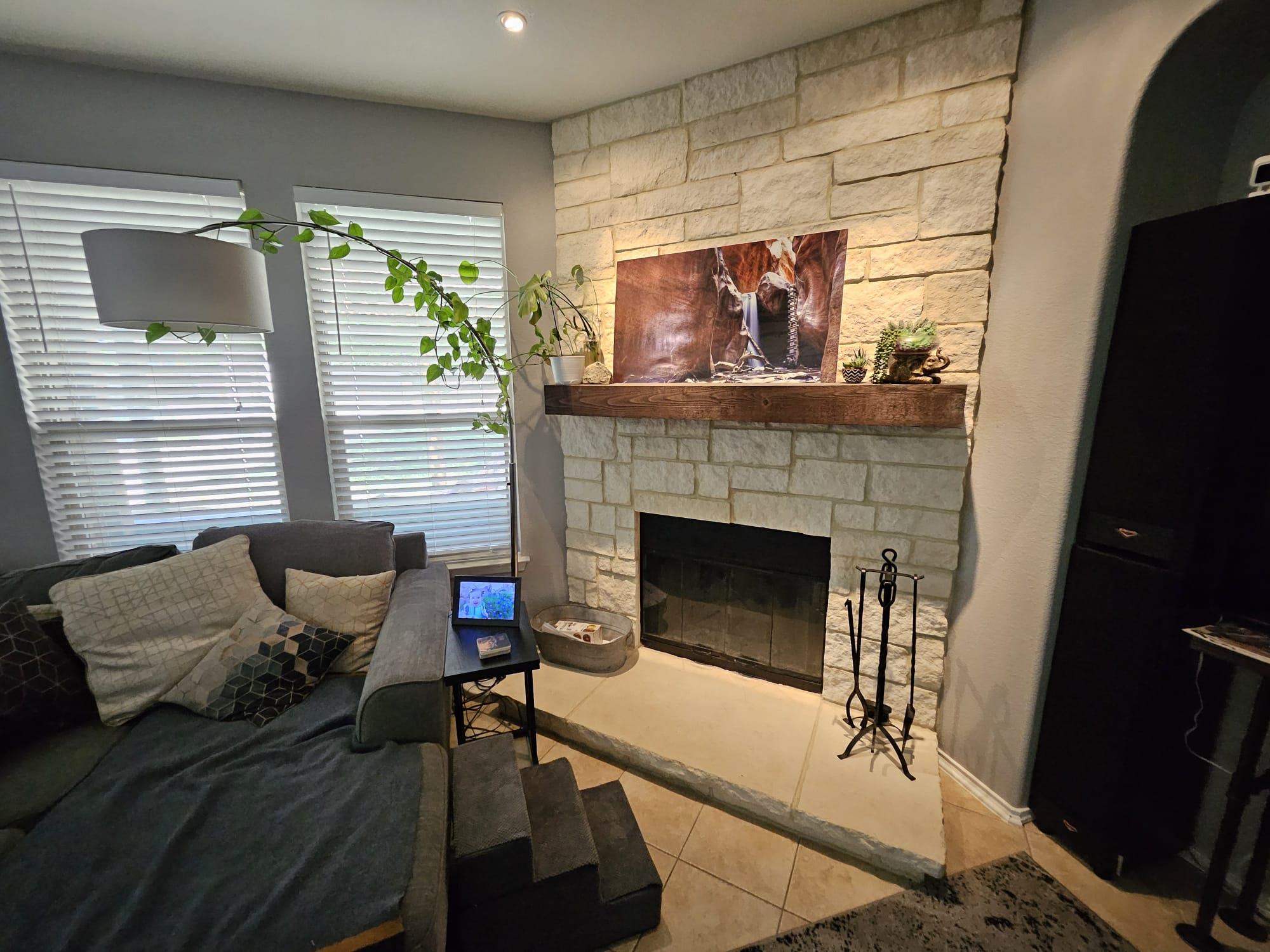 913 Water Hyacinth Loop, Leander, TX 78641