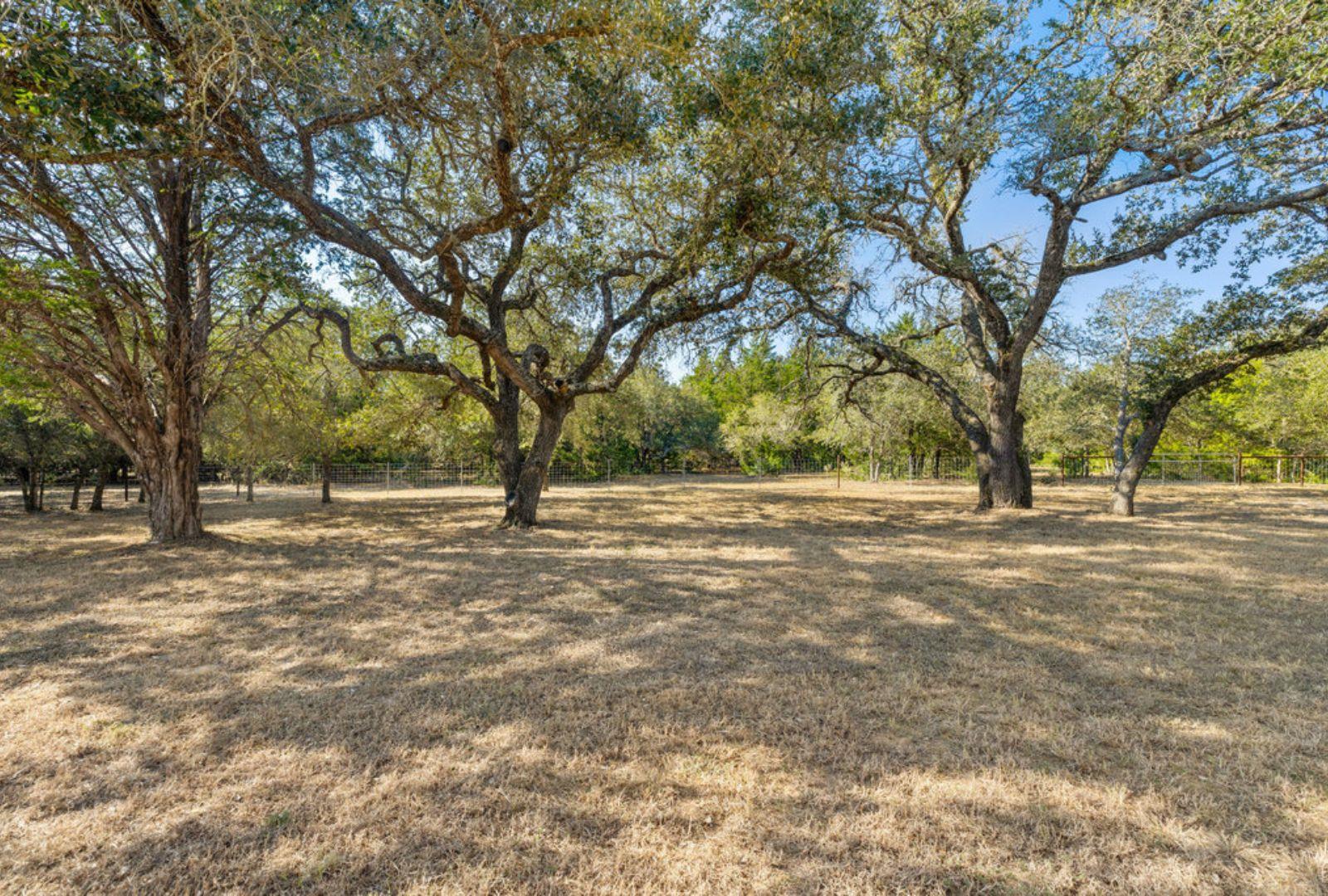 340 Mark Young Rd, Smithville, TX 78957