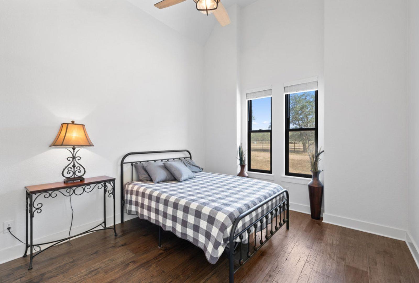 340 Mark Young Rd, Smithville, TX 78957