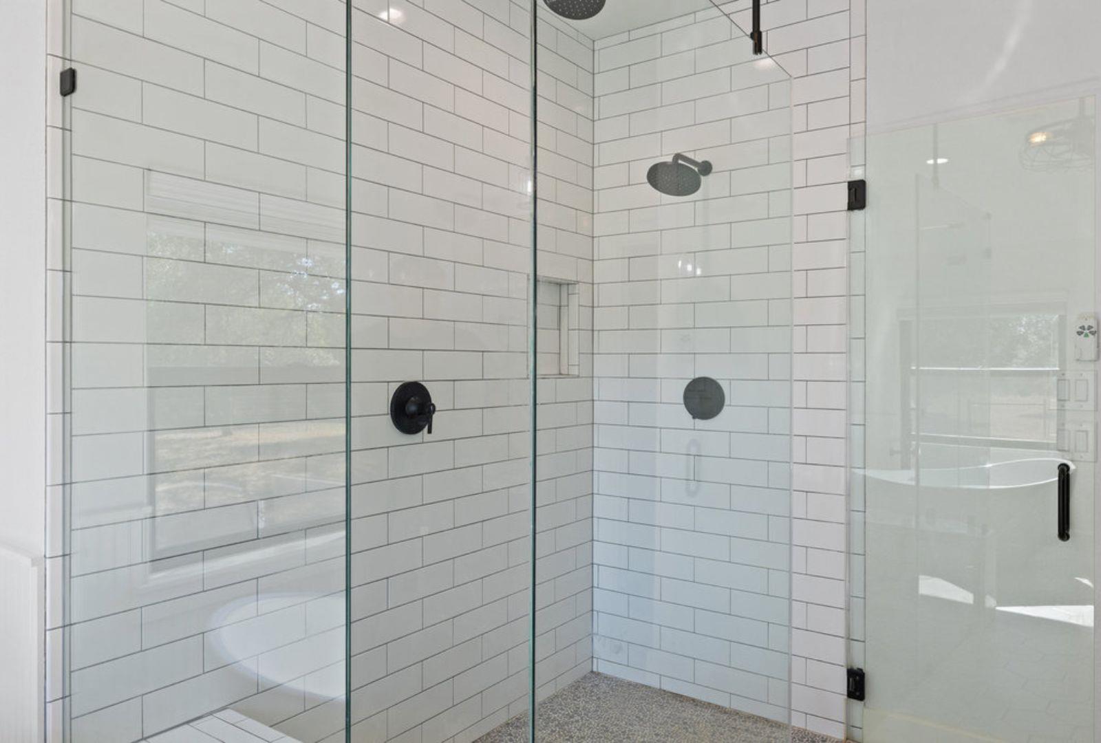 340 Mark Young Rd, Smithville, TX 78957