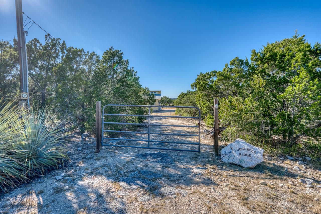 509 Pinon Loop, Camp Wood, TX 78833