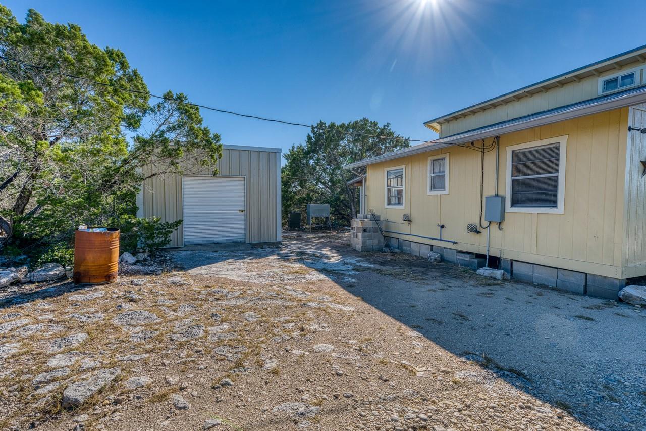 509 Pinon Loop, Camp Wood, TX 78833