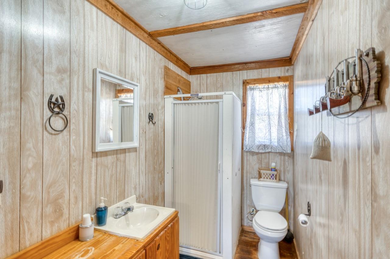 509 Pinon Loop, Camp Wood, TX 78833