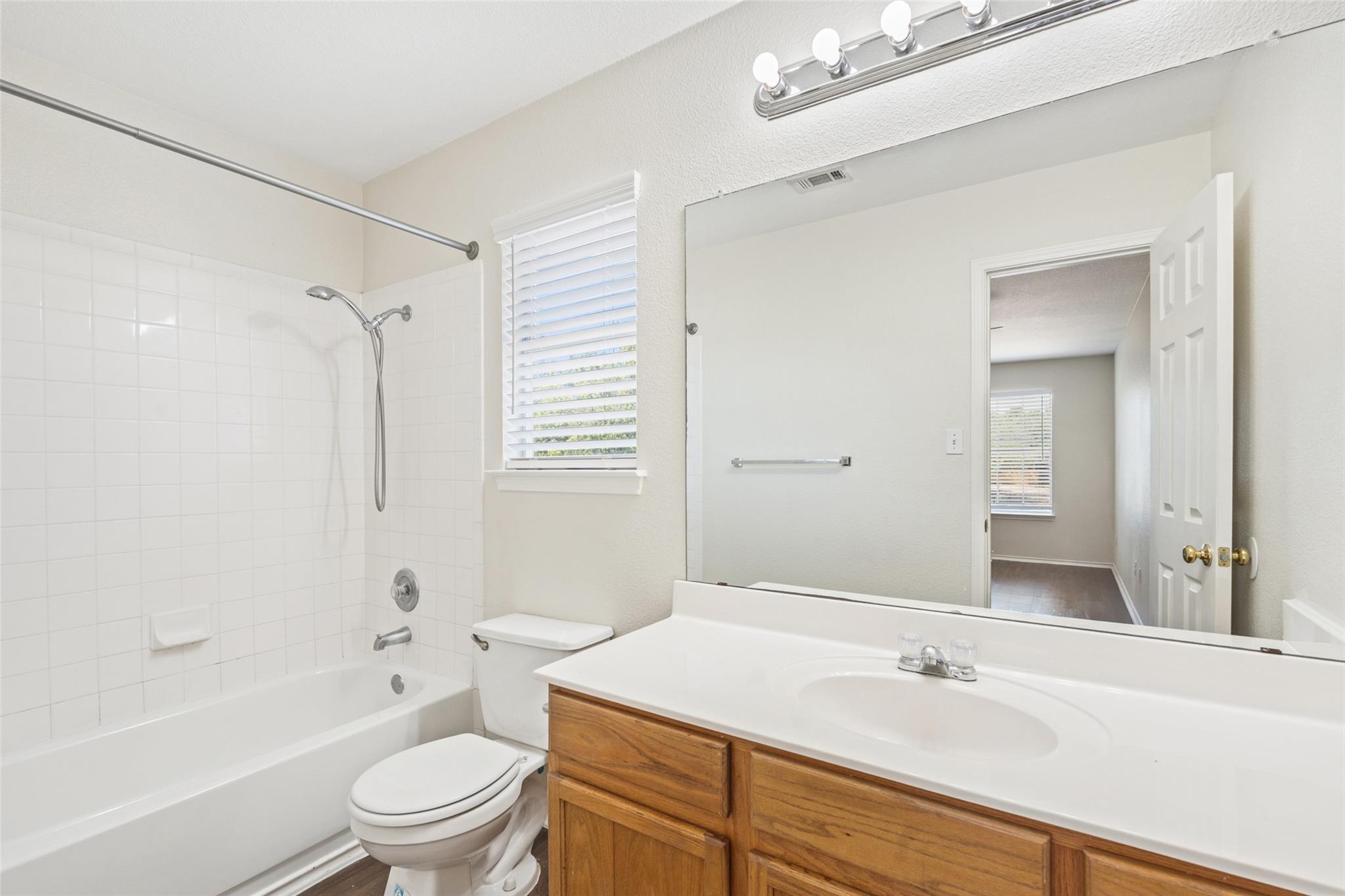 1616 Windy Park Ct, Round Rock, TX 78664