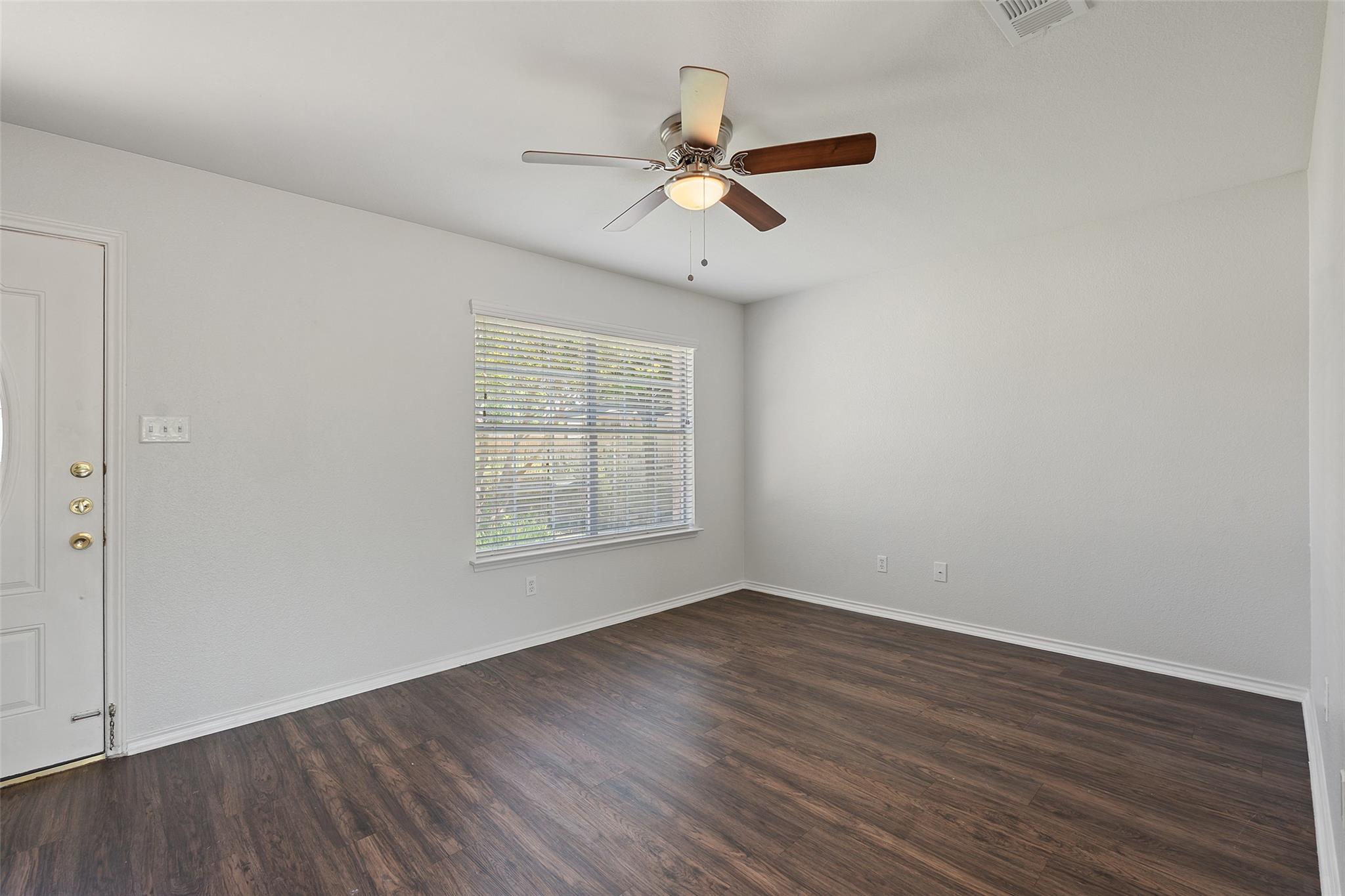 1616 Windy Park Ct, Round Rock, TX 78664