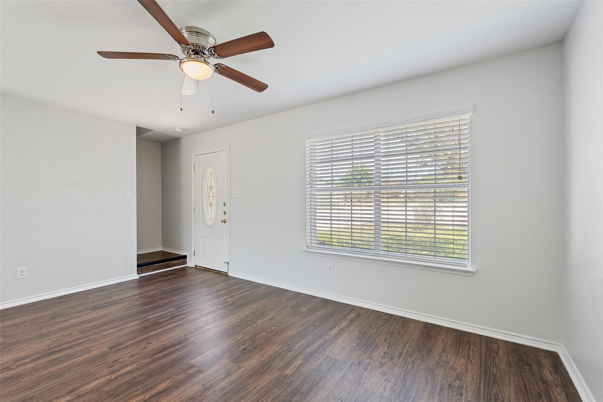 1616 Windy Park Ct, Round Rock, TX 78664