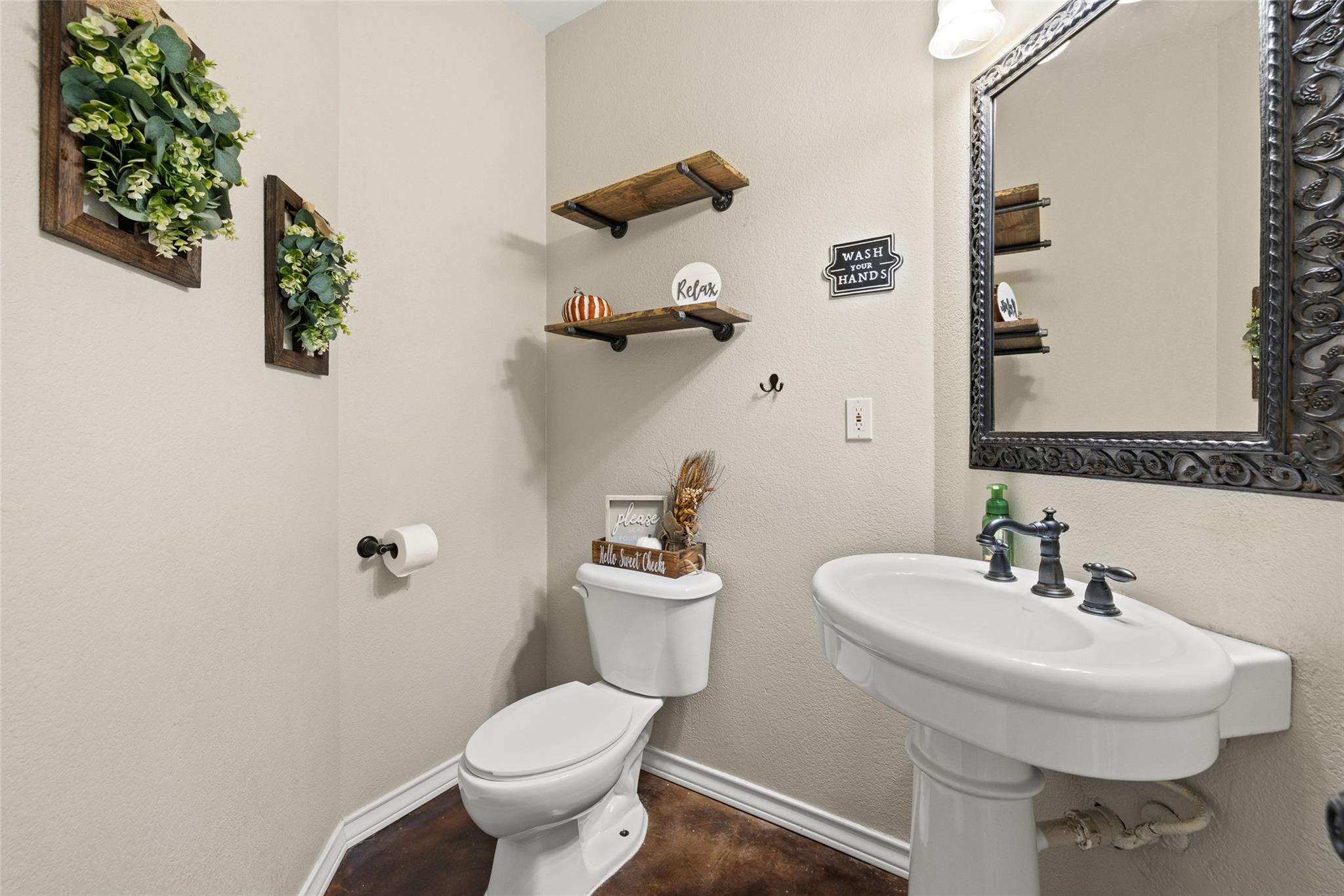 195 Freedom Dr, Georgetown, TX 78626