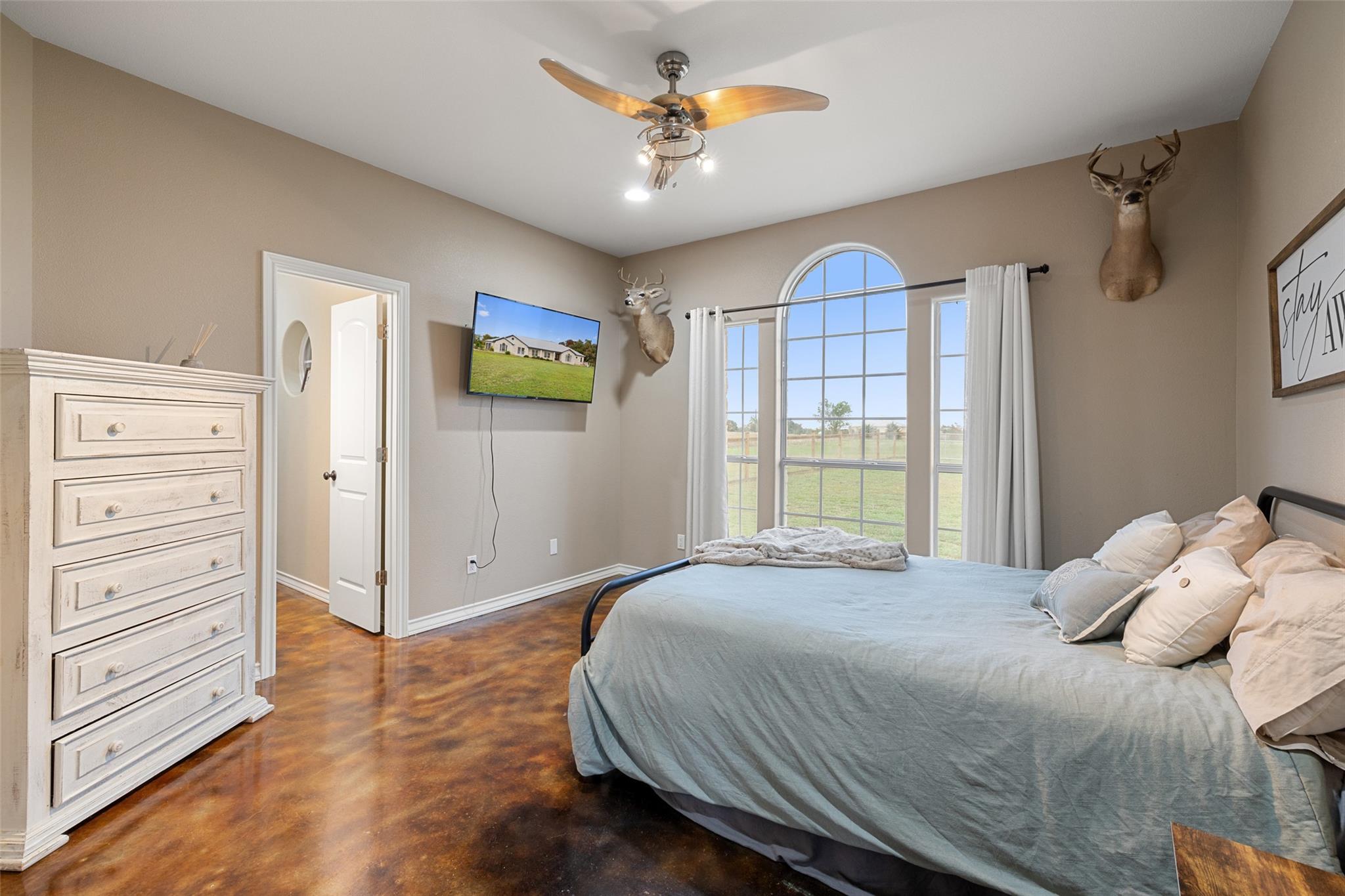 195 Freedom Dr, Georgetown, TX 78626