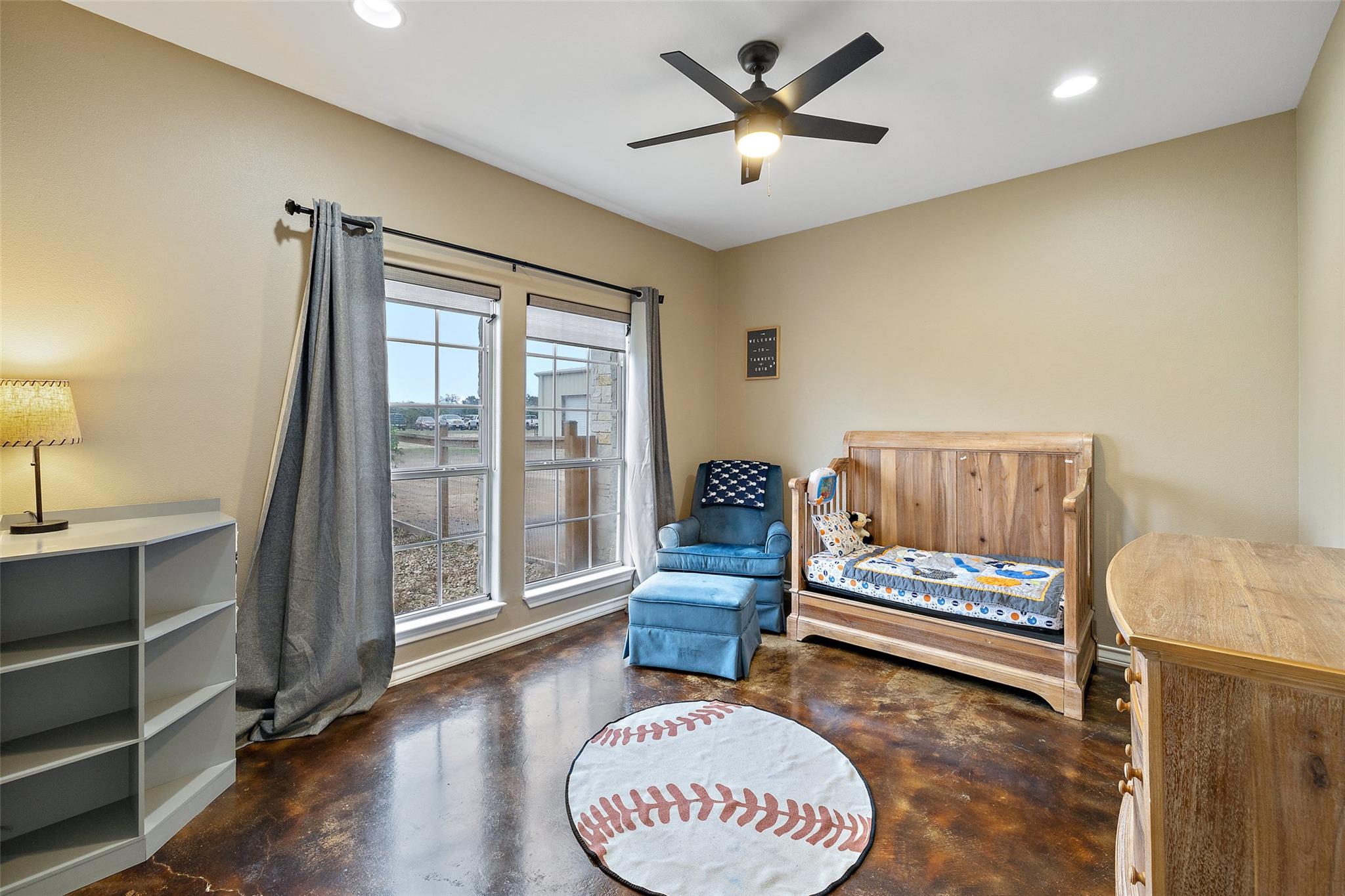 195 Freedom Dr, Georgetown, TX 78626