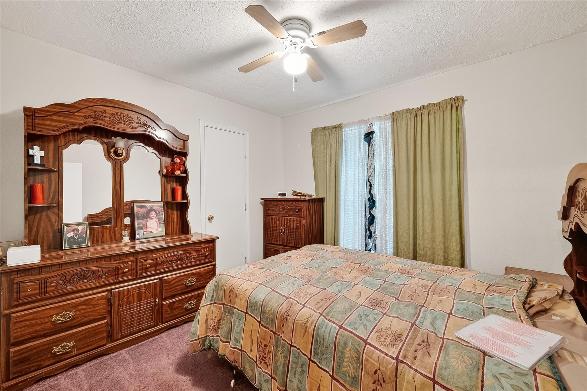 14003 Valley Grove Dr, Houston, TX 77066