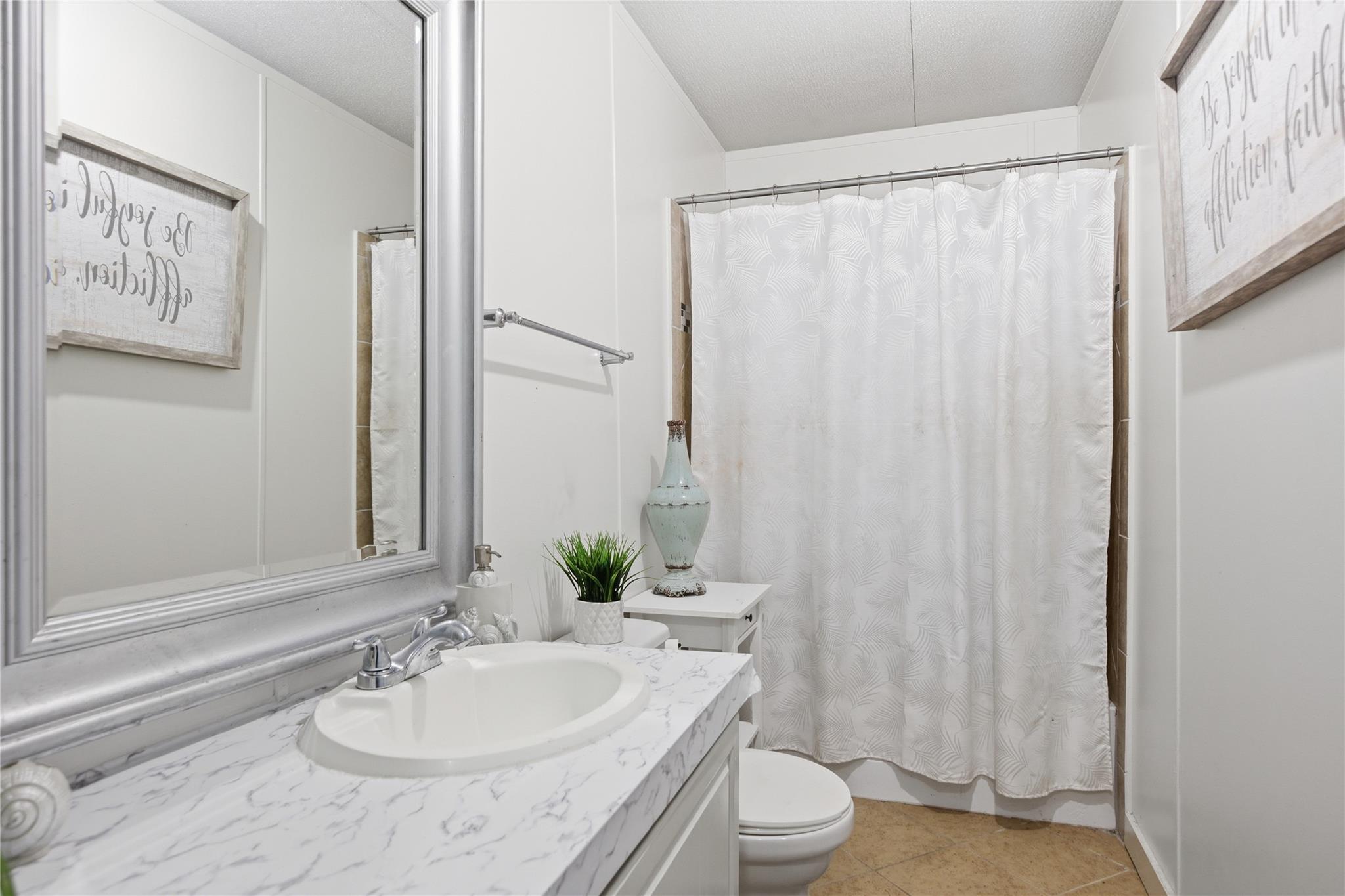 848 Railyard Dr, Kyle, TX 78640