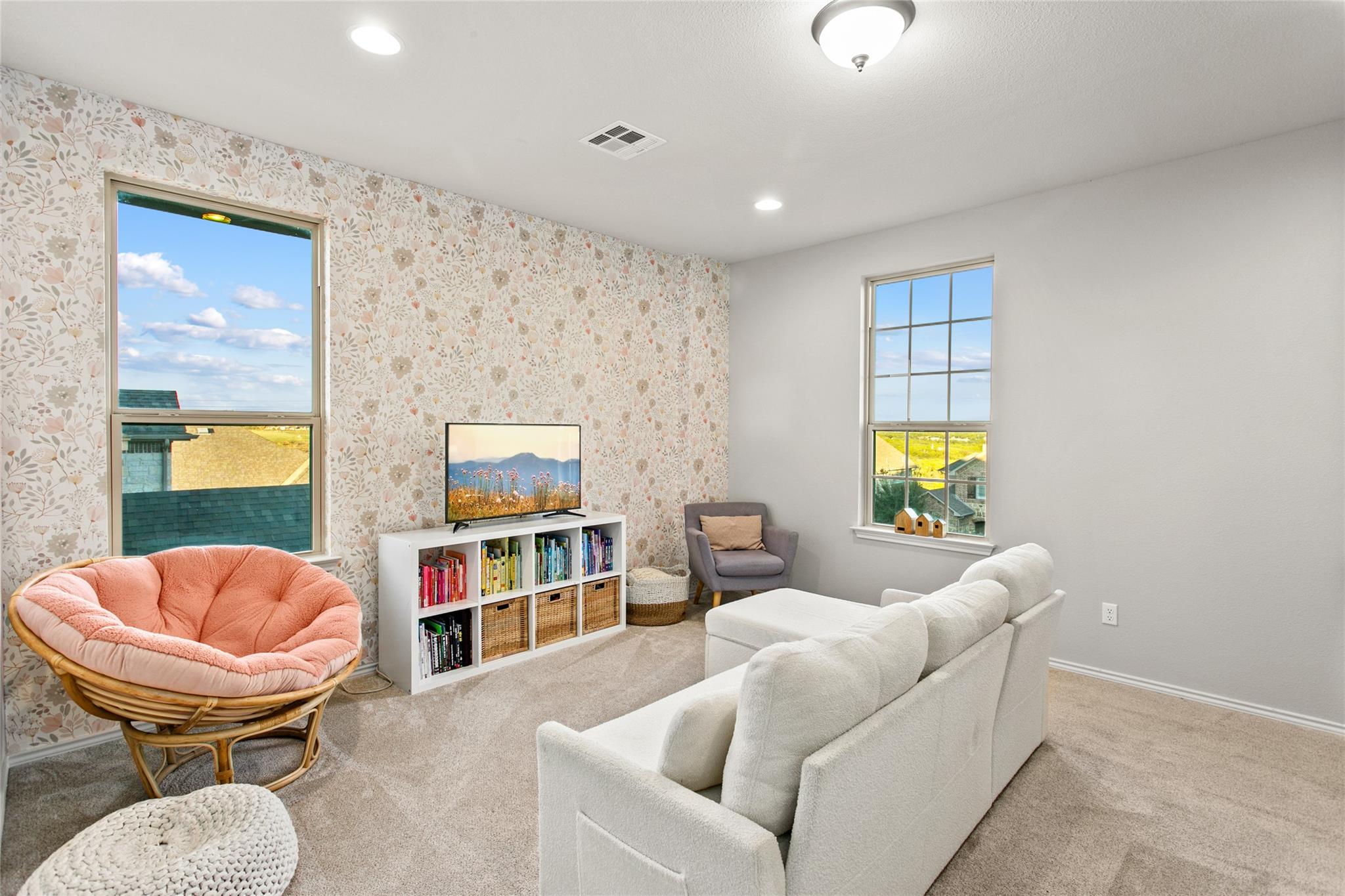 519 Drury Ln, Austin, TX 78737