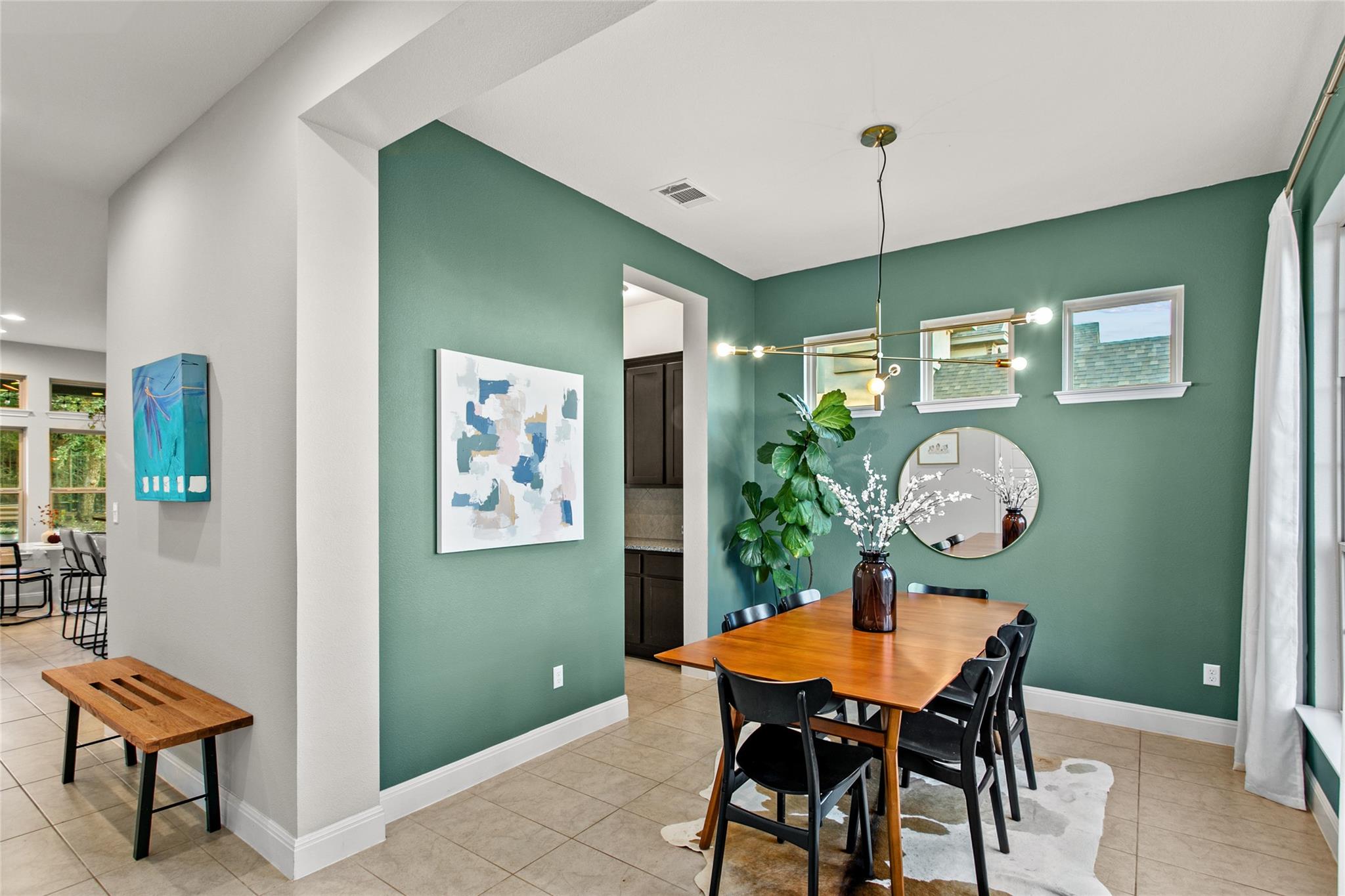 519 Drury Ln, Austin, TX 78737