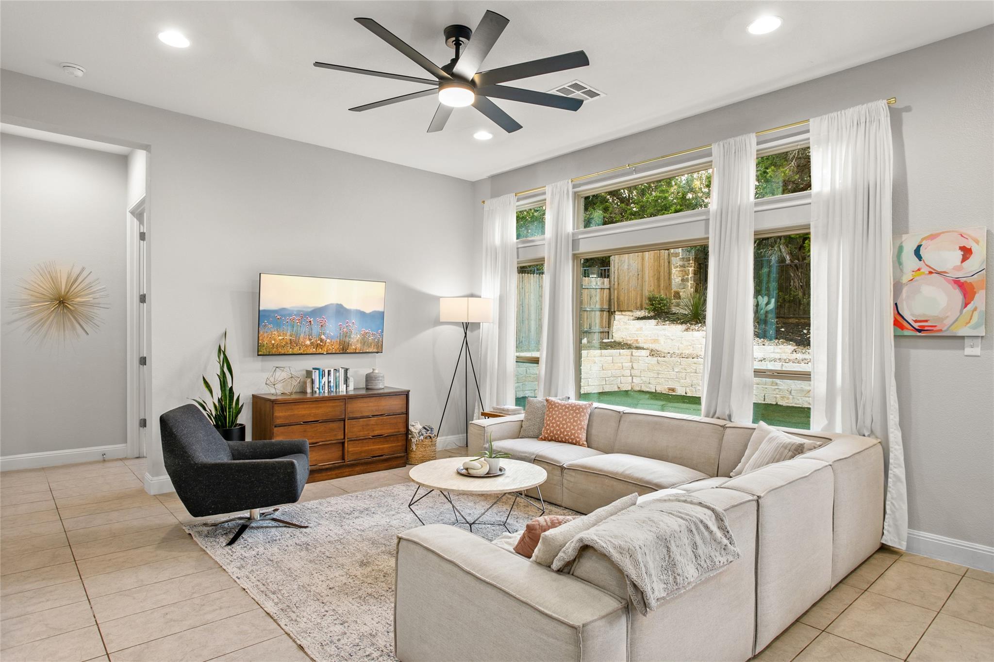 519 Drury Ln, Austin, TX 78737