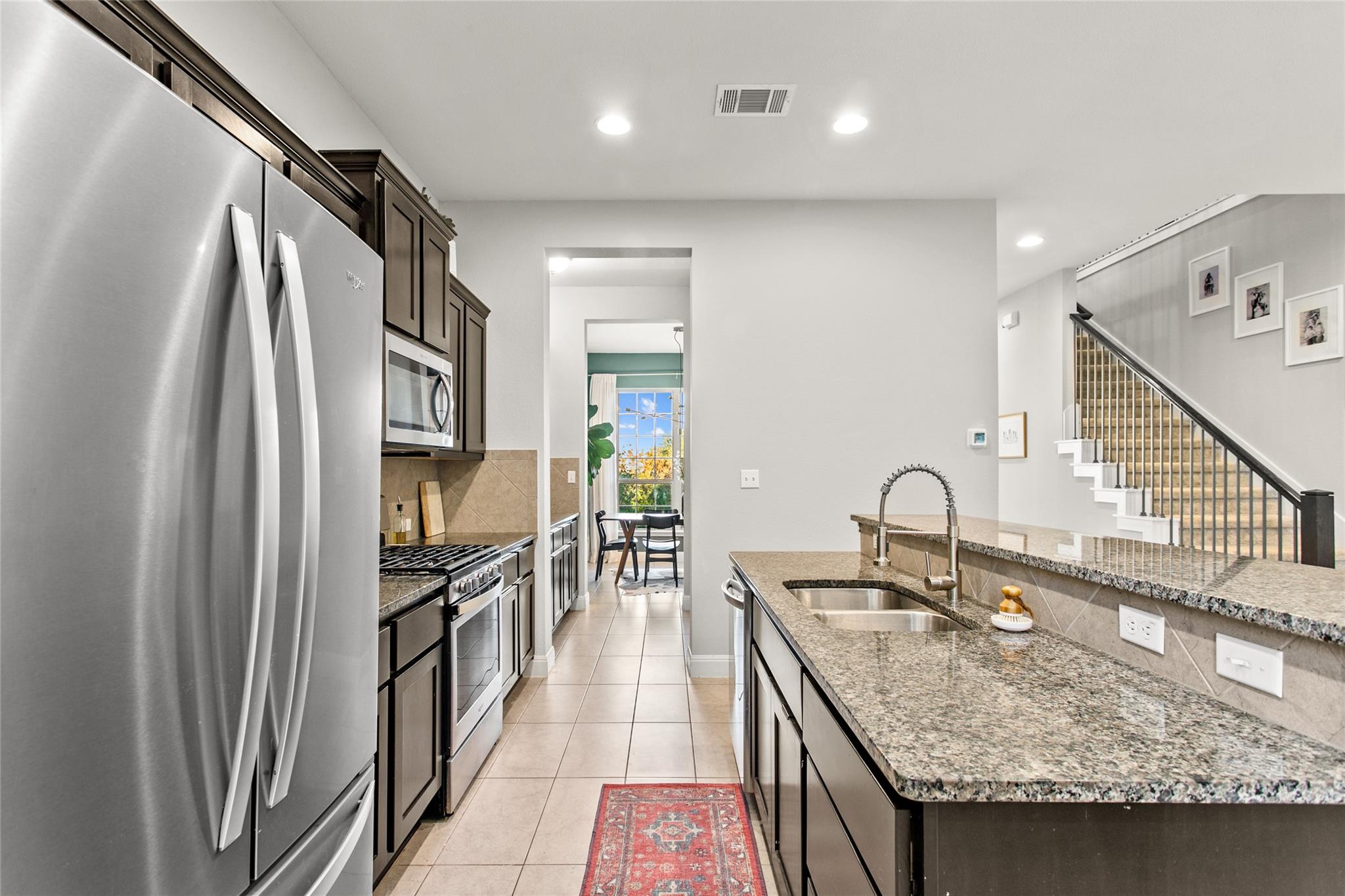 519 Drury Ln, Austin, TX 78737