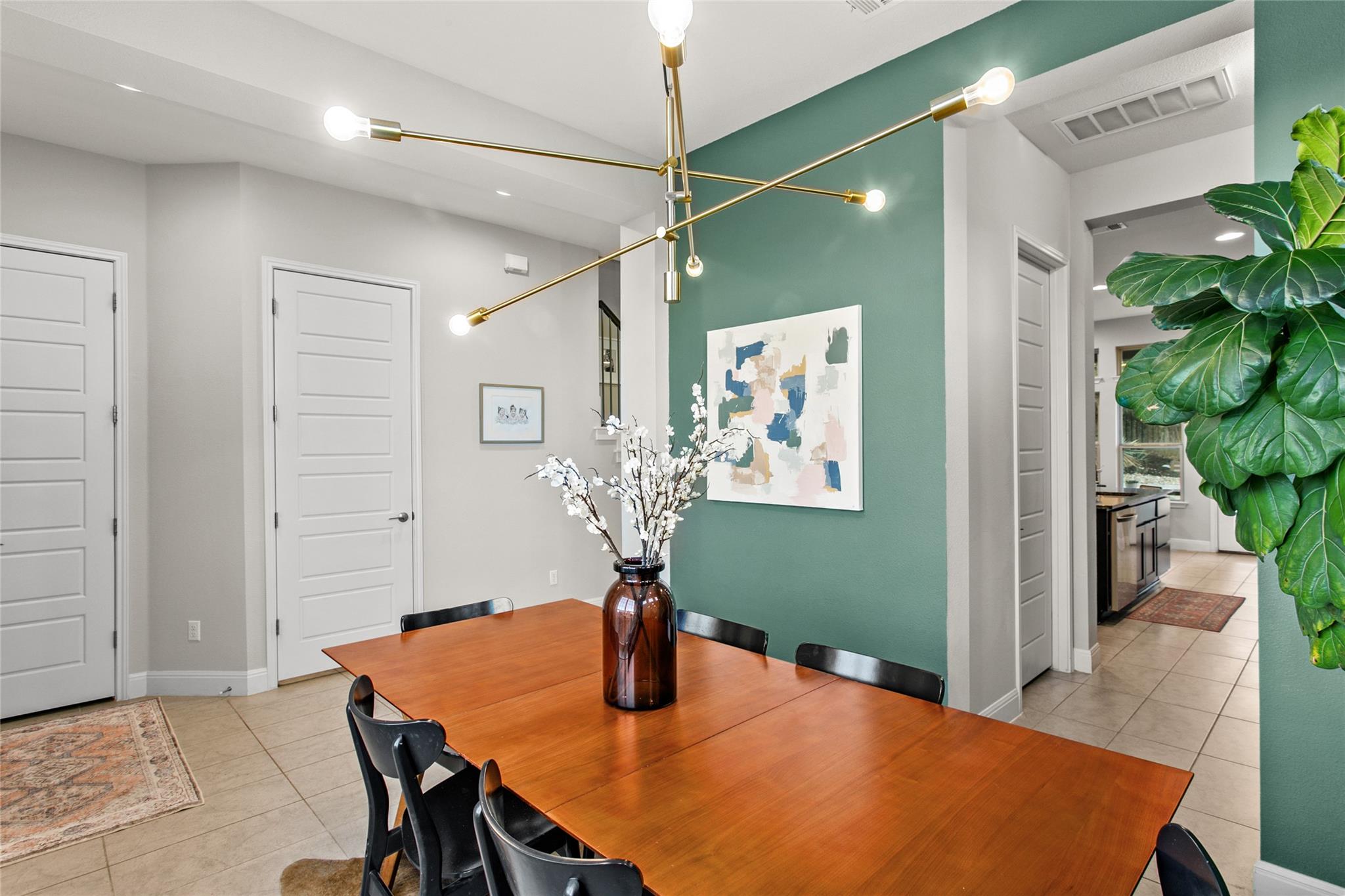 519 Drury Ln, Austin, TX 78737