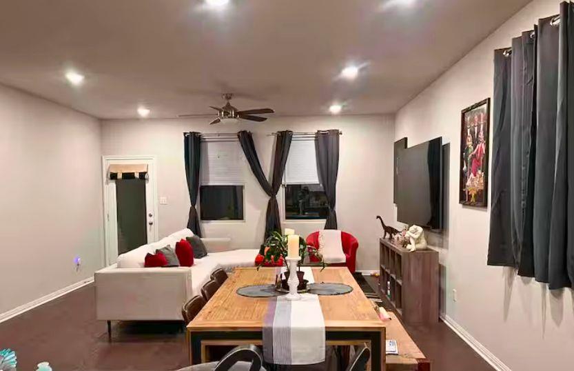 111 Lyrebird Ln, Hutto, TX 78634