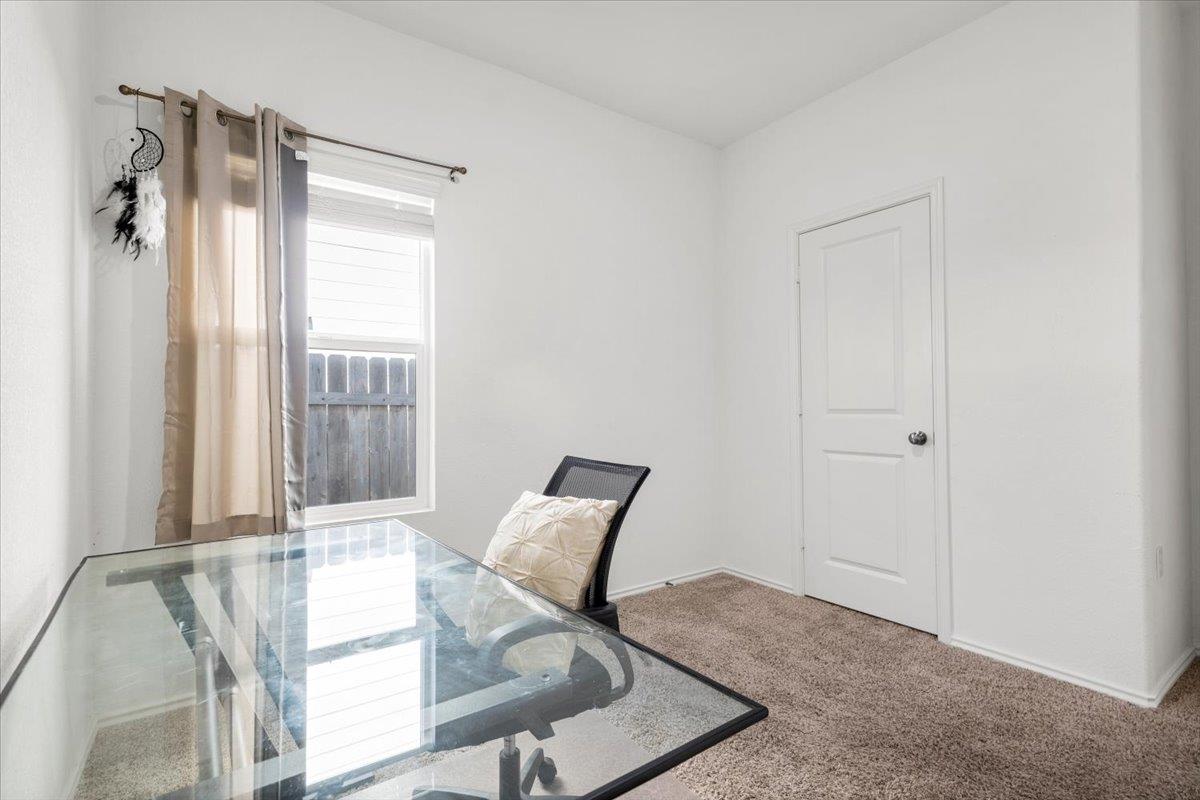 2313 Forgetmenot Ln, Pflugerville, TX 78660