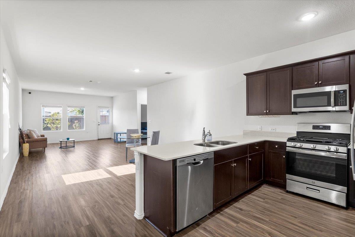 2313 Forgetmenot Ln, Pflugerville, TX 78660