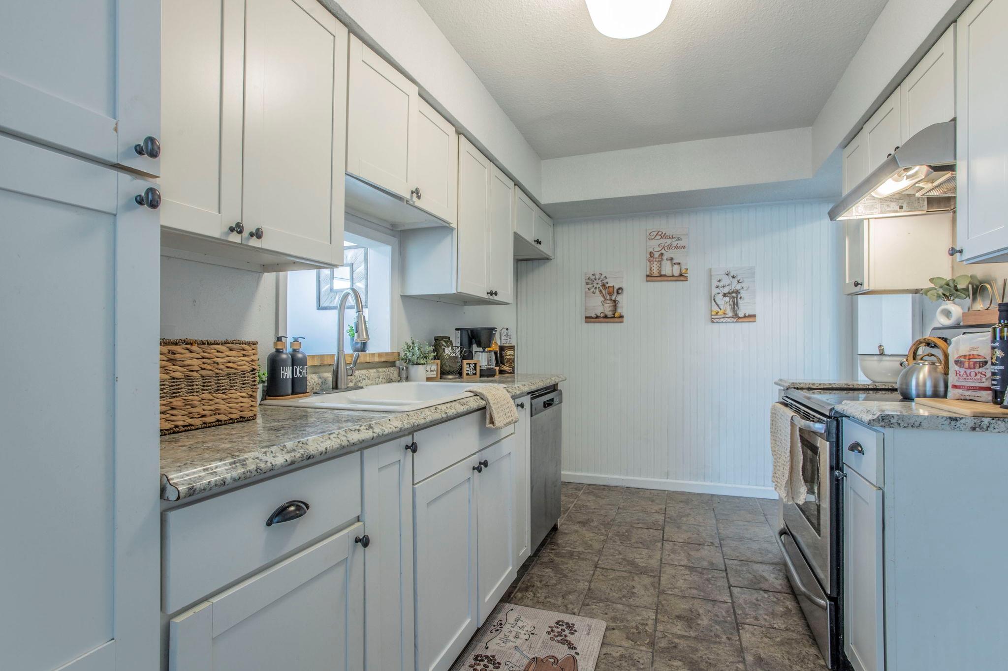 4425 Allentown St, San Antonio, TX 78238