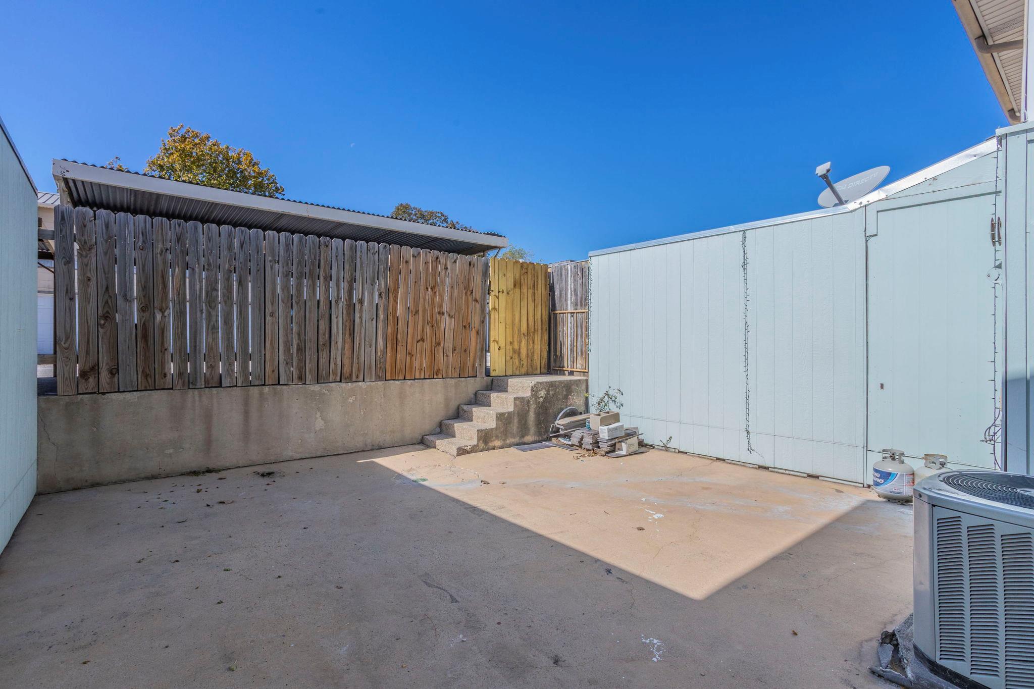 4425 Allentown St, San Antonio, TX 78238