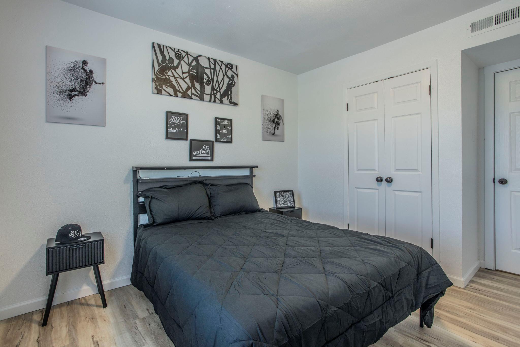 4425 Allentown St, San Antonio, TX 78238