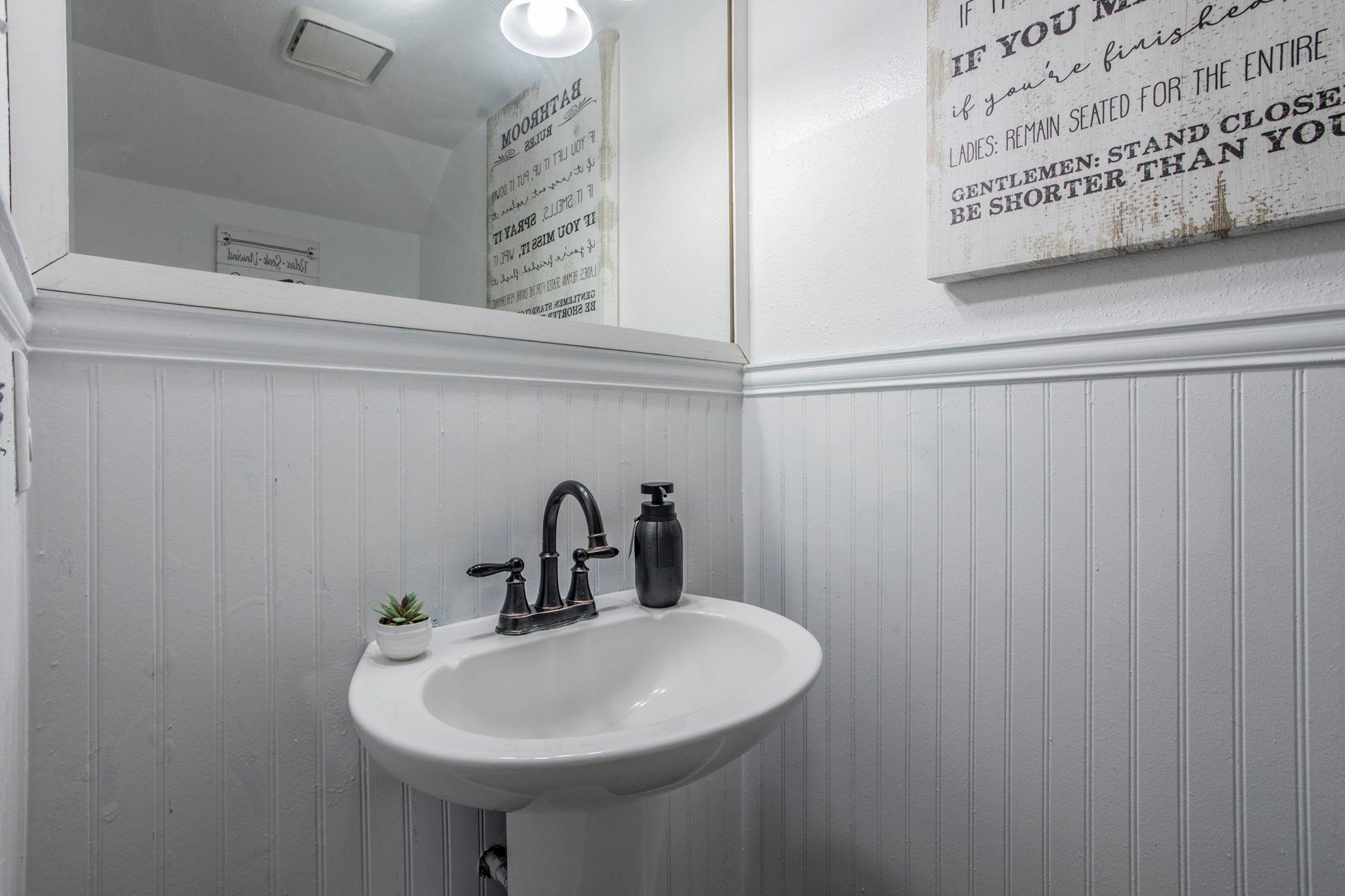 4425 Allentown St, San Antonio, TX 78238